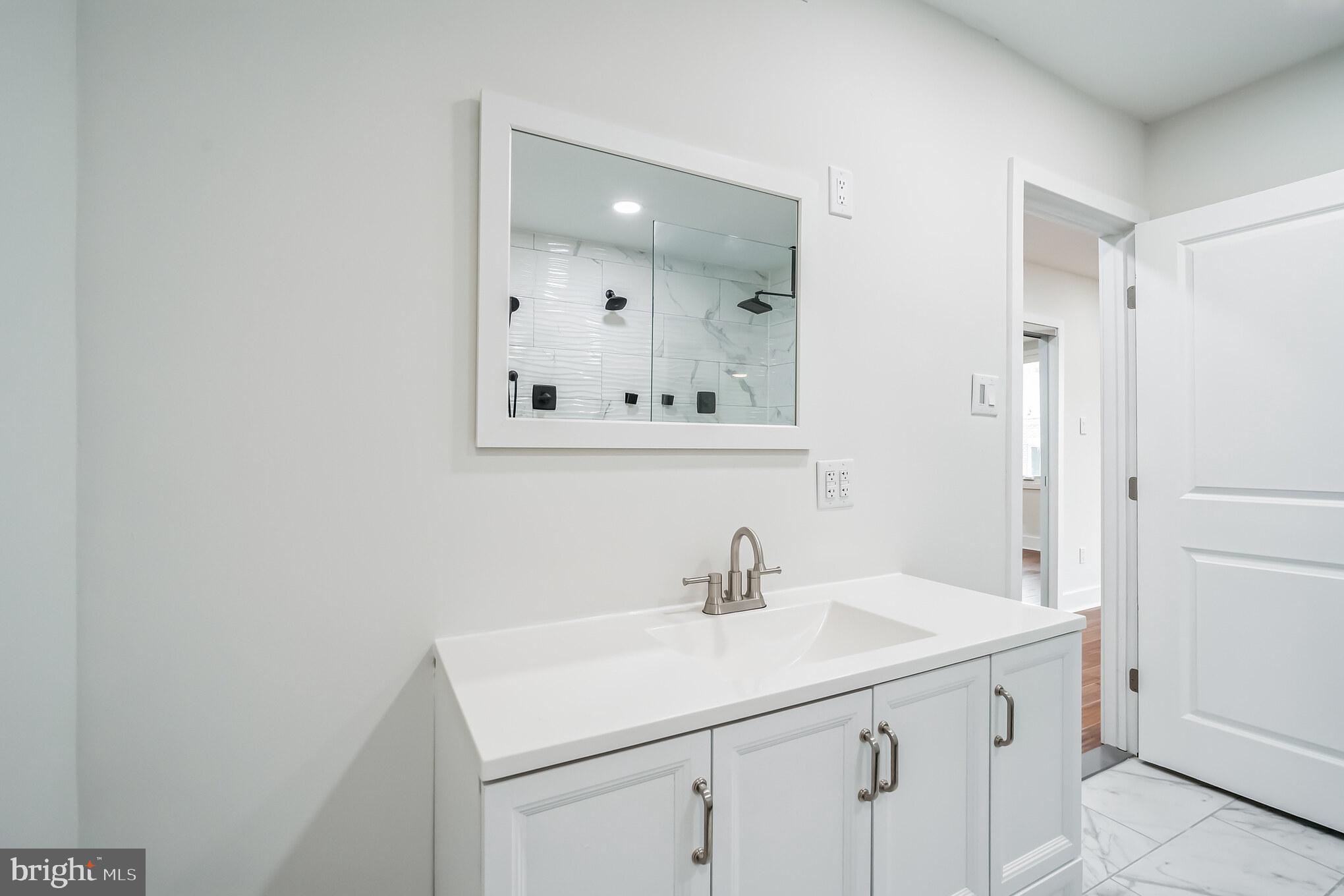 GRADUATE HOSPITAL - Residential