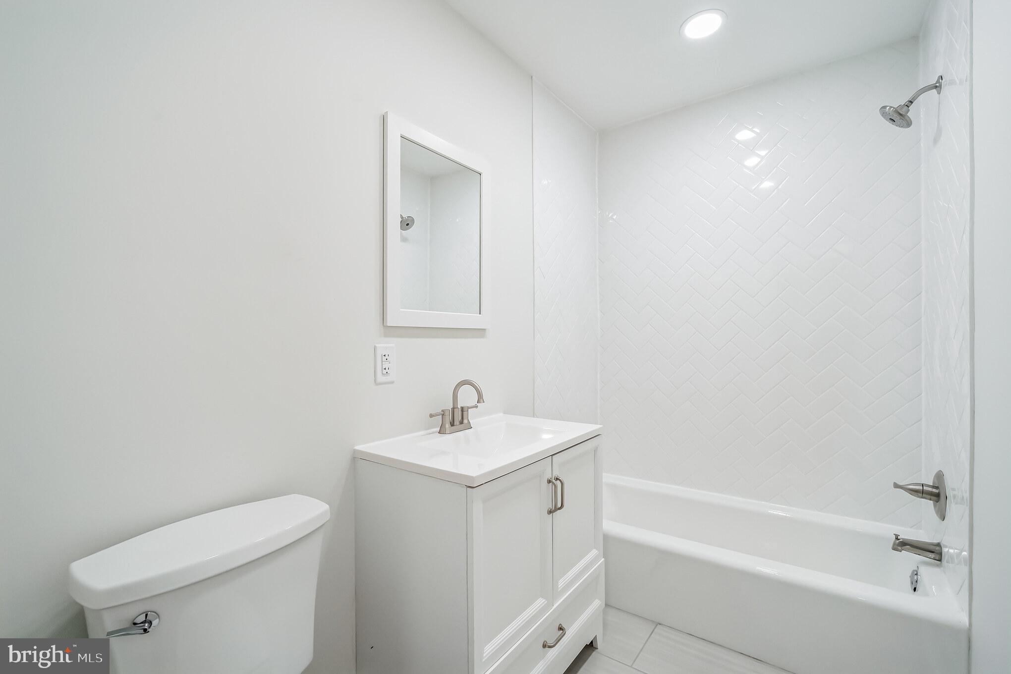 GRADUATE HOSPITAL - Residential