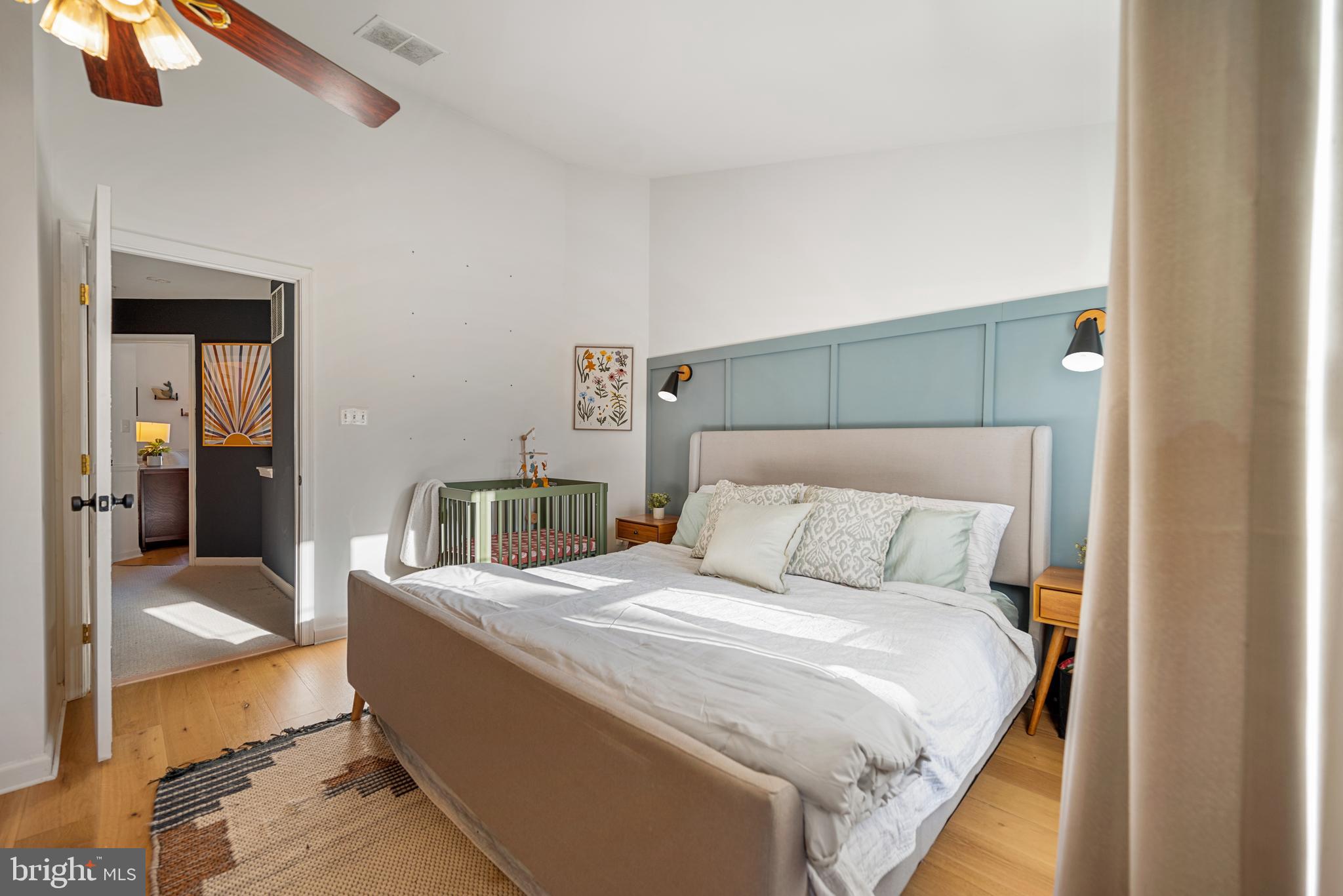 MOUNT VEE MANOR - Residential