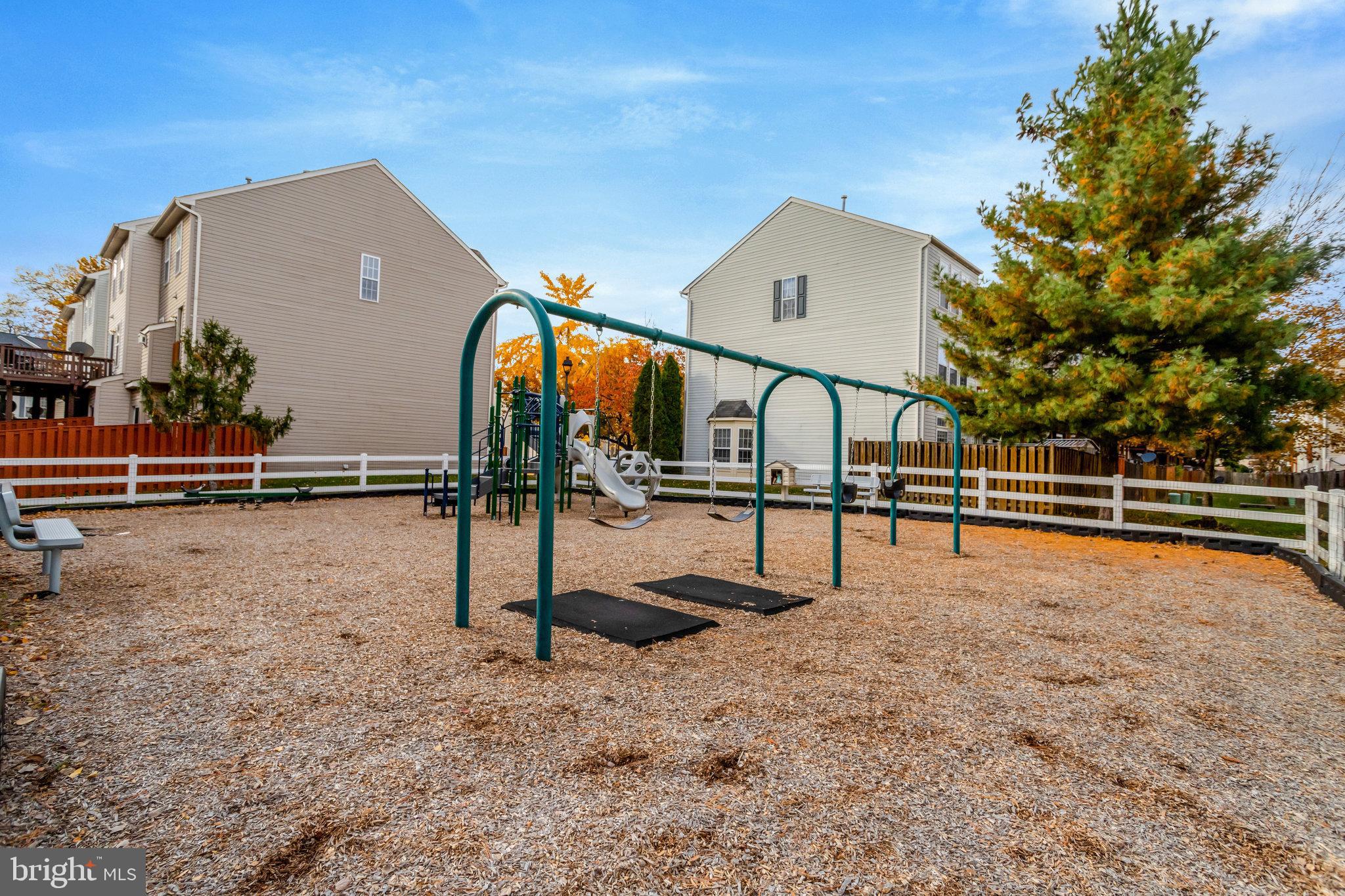 MOUNT VEE MANOR - Residential