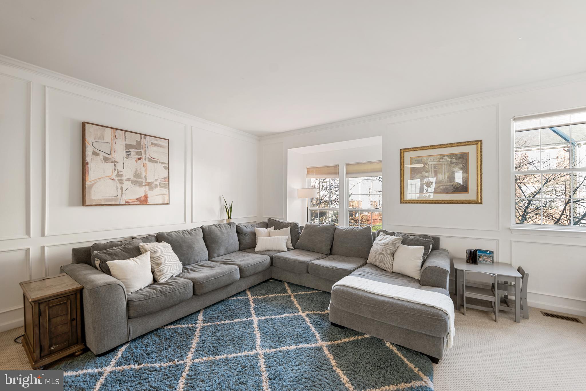 MOUNT VEE MANOR - Residential