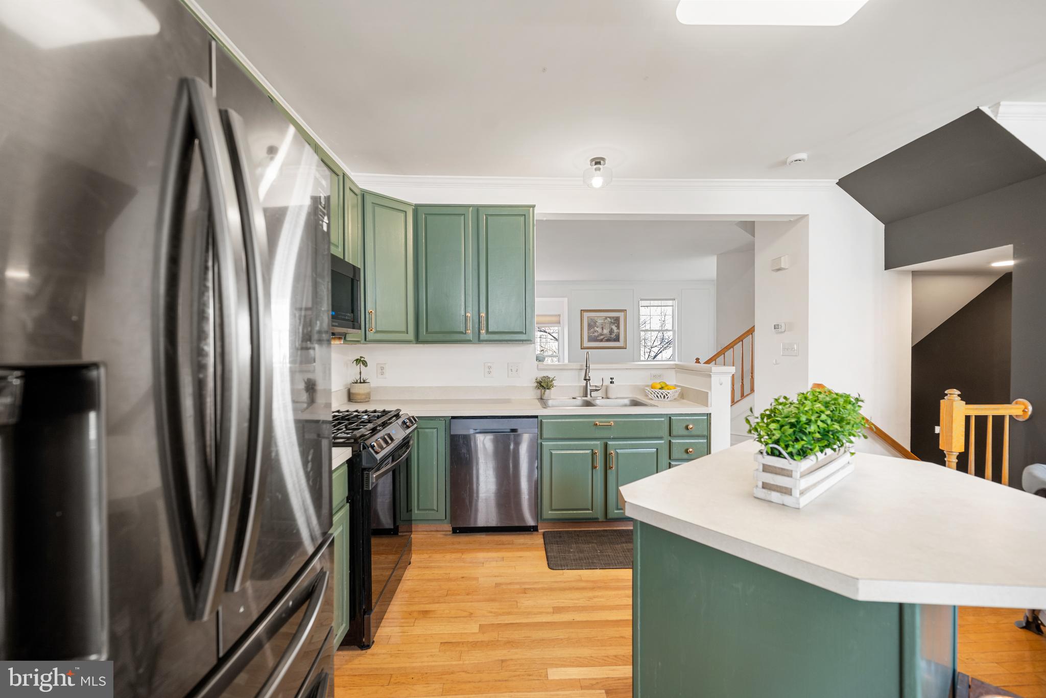 MOUNT VEE MANOR - Residential