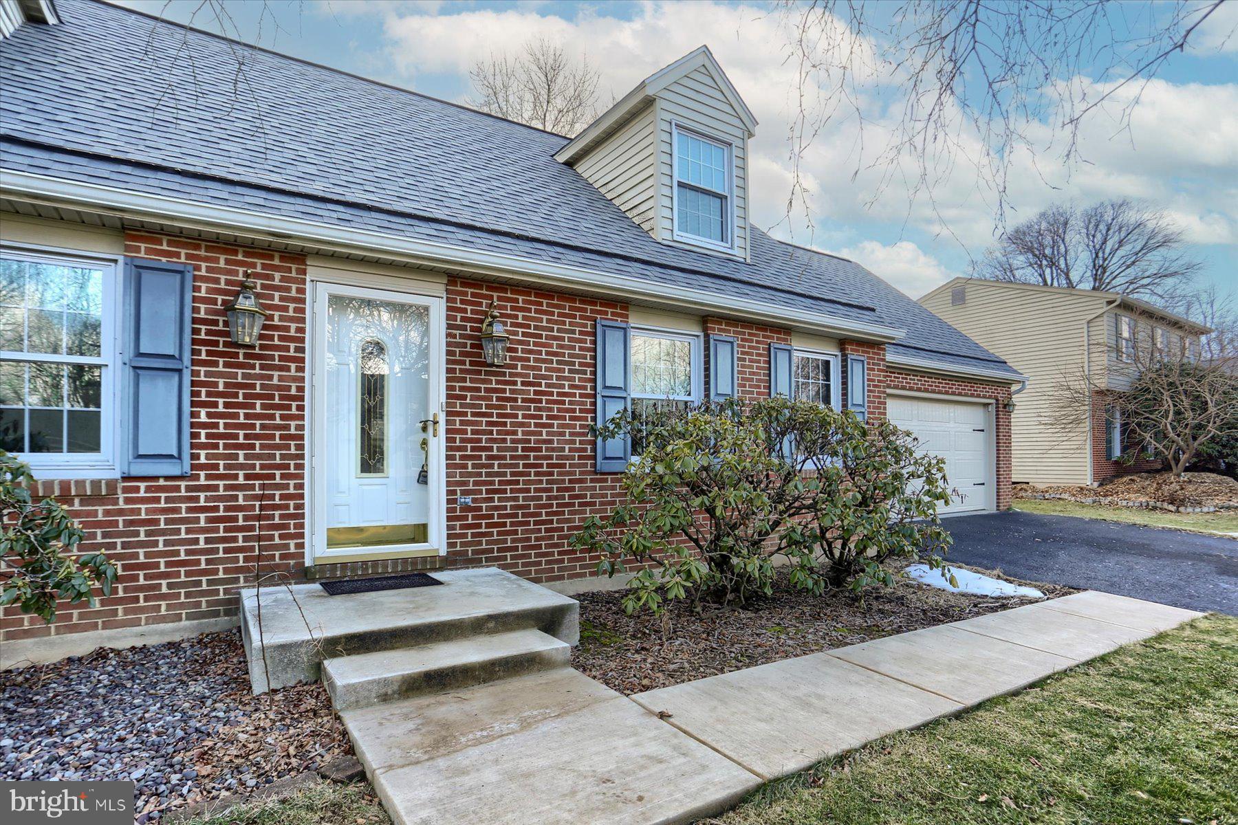 COUNTRY CLUB PARK - Residential