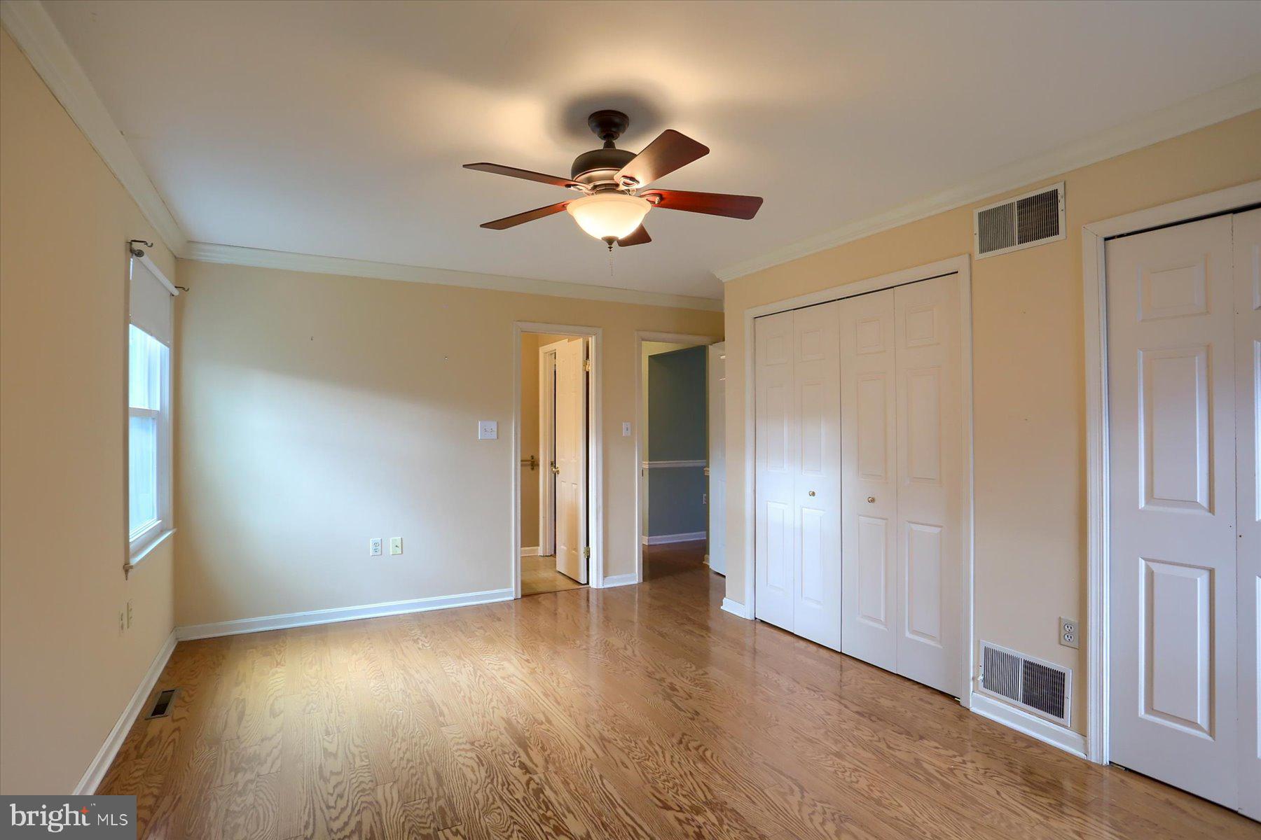 COUNTRY CLUB PARK - Residential