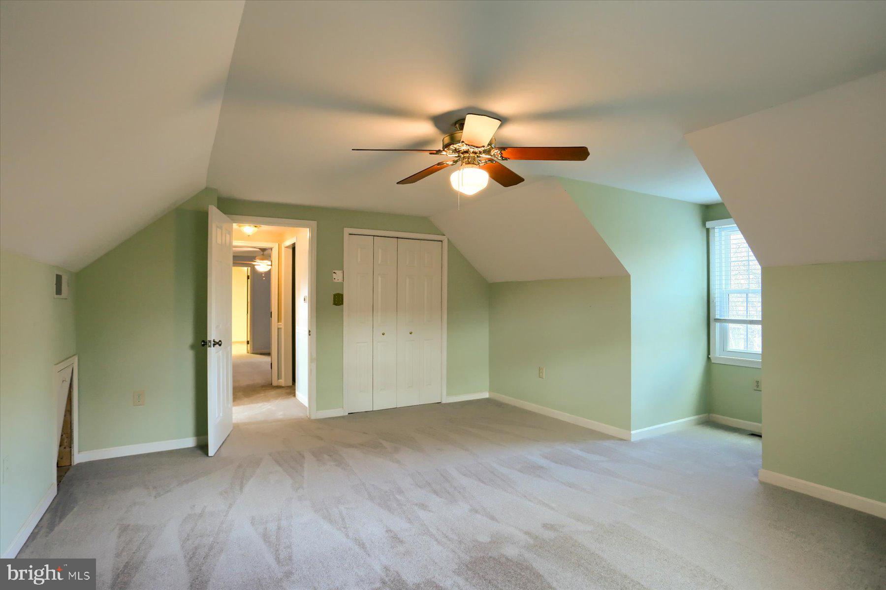 COUNTRY CLUB PARK - Residential