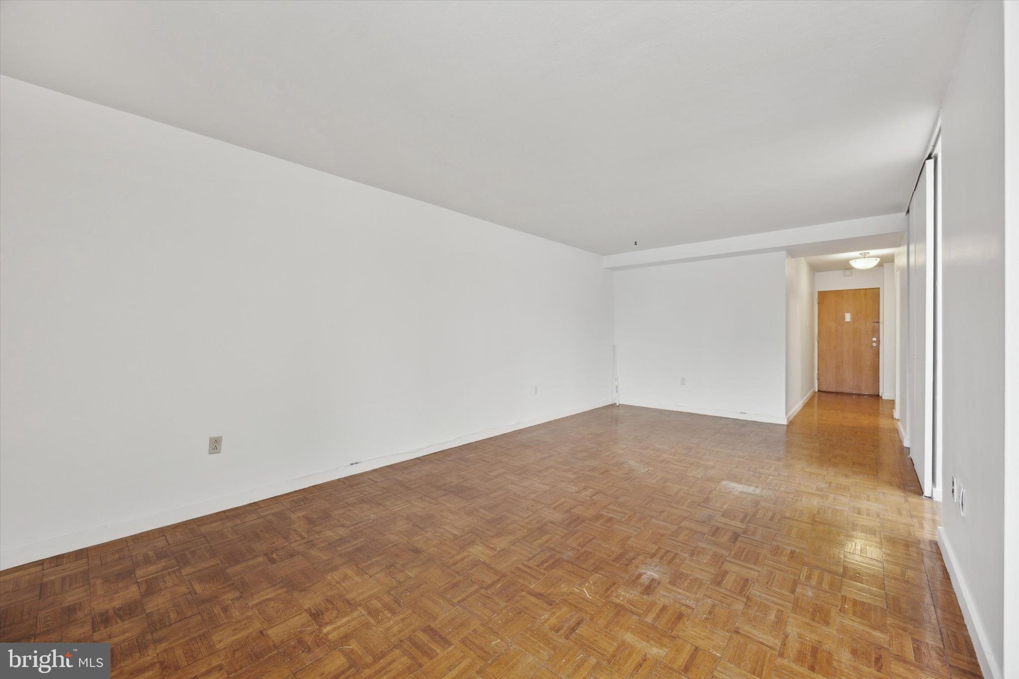 604 S WASHINGTON SQUARE 36 804