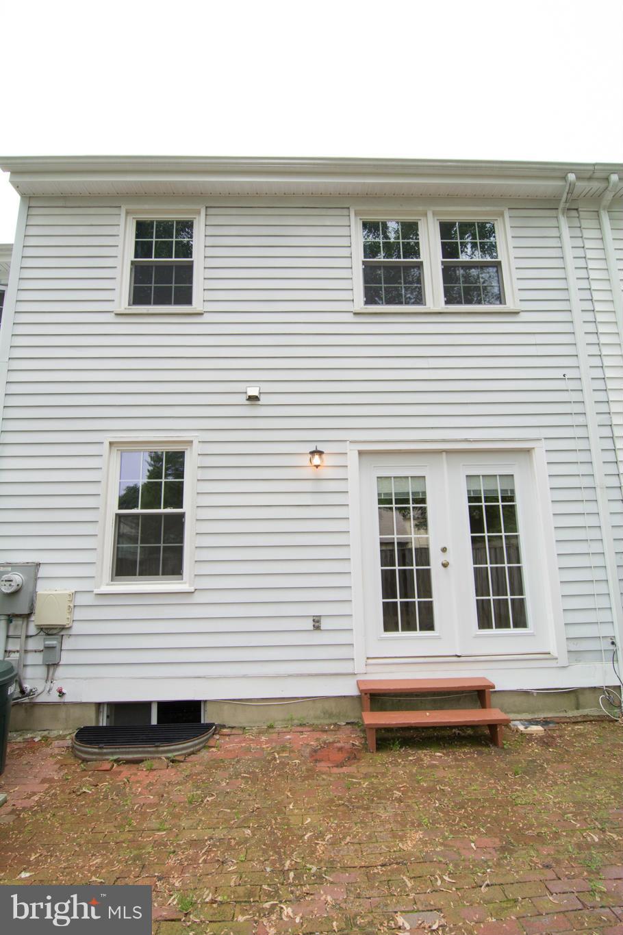 CROFTON SQUARE - Residential