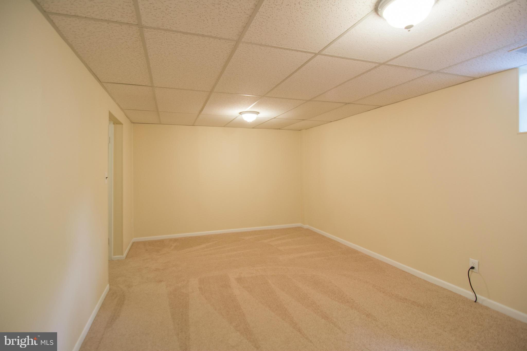 CROFTON SQUARE - Residential