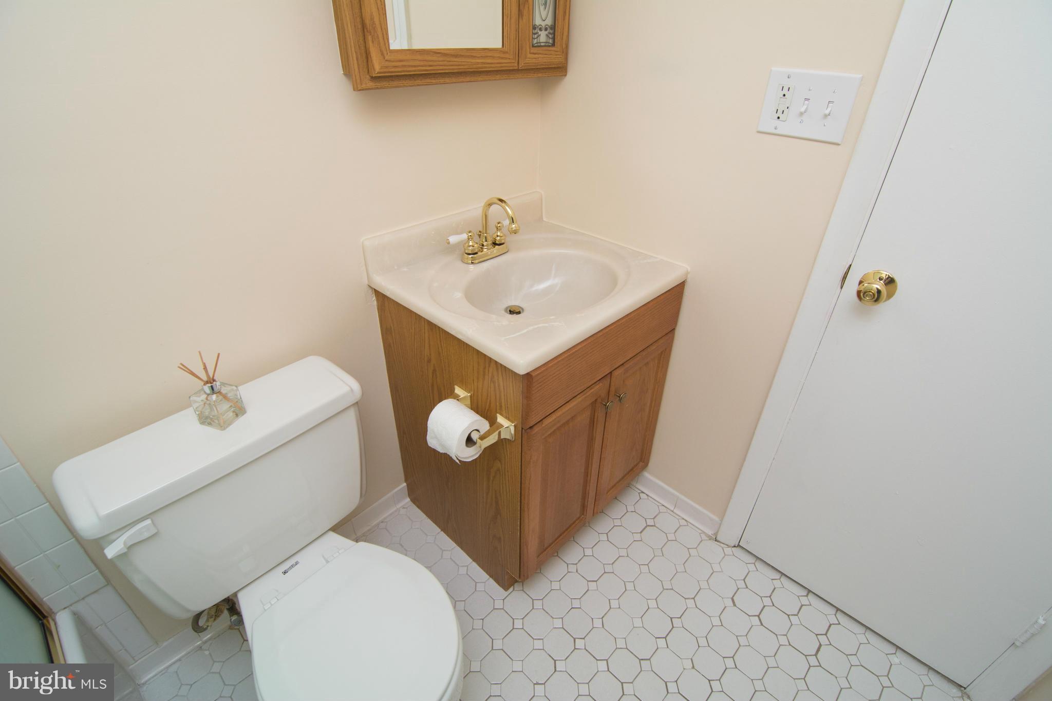 CROFTON SQUARE - Residential