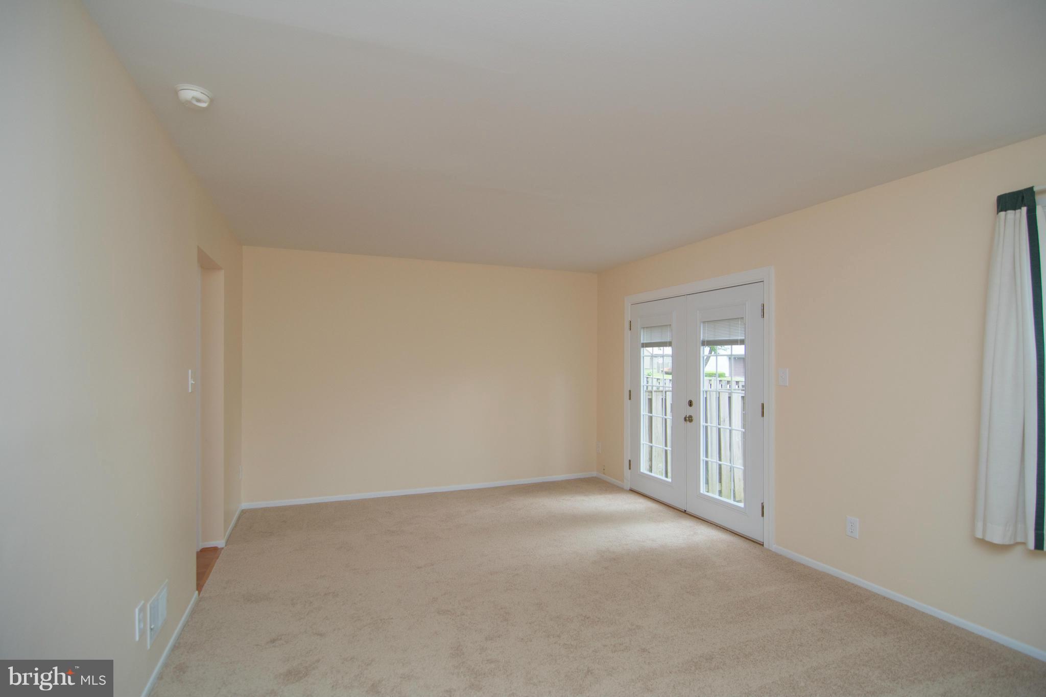 CROFTON SQUARE - Residential