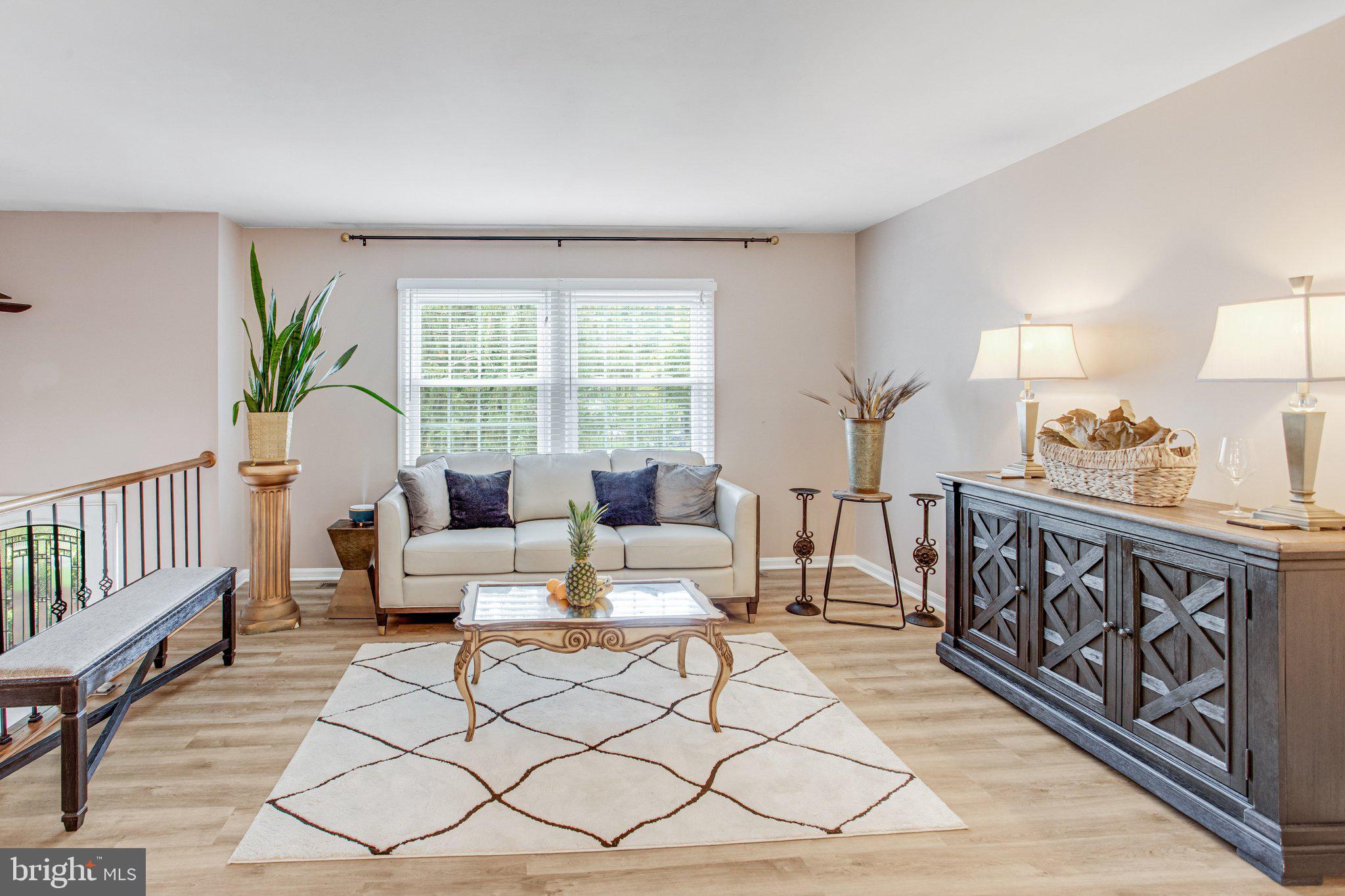 11 PINECREST COURT