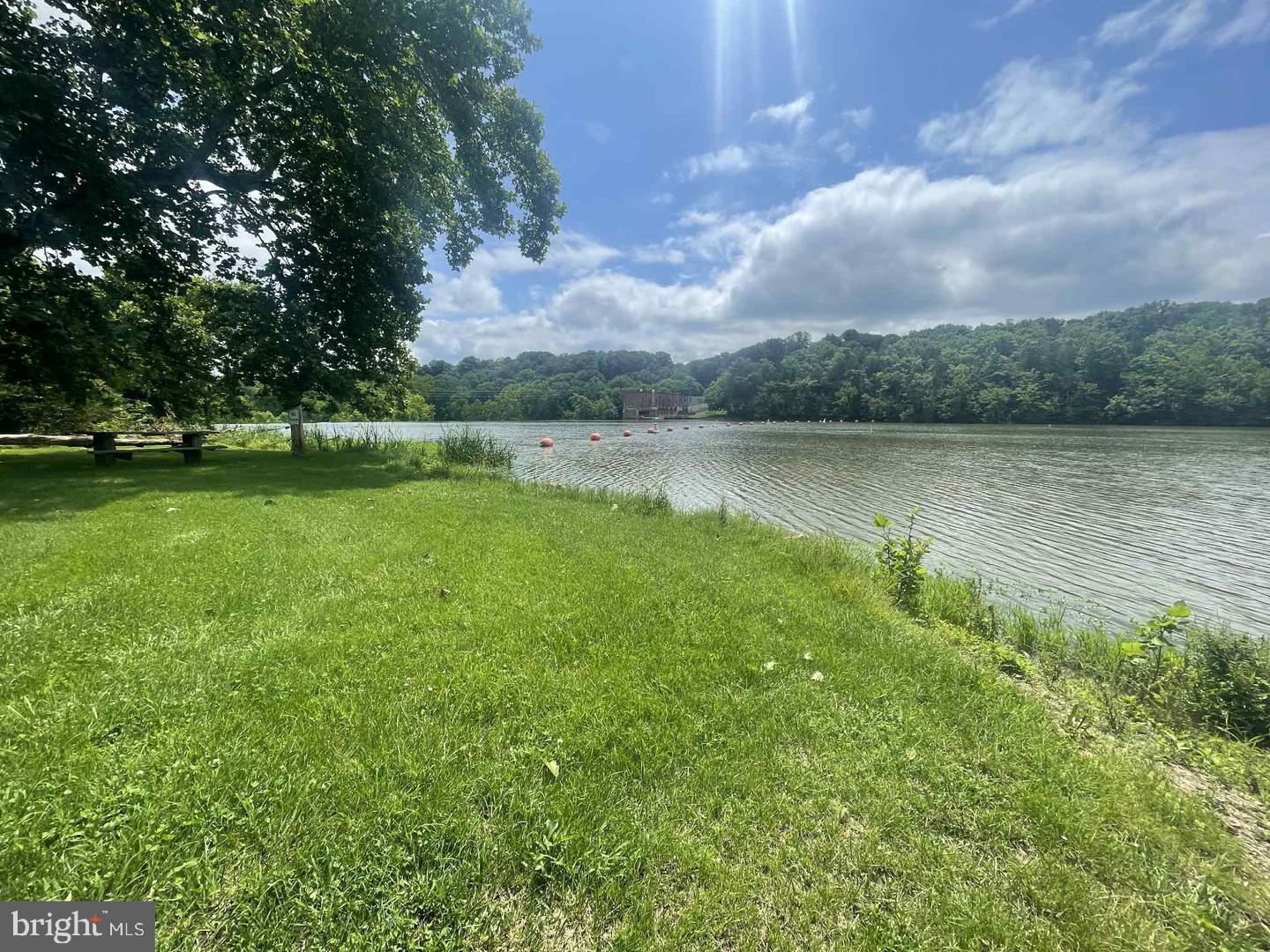 RIVERVIEW ESTATES - Residential