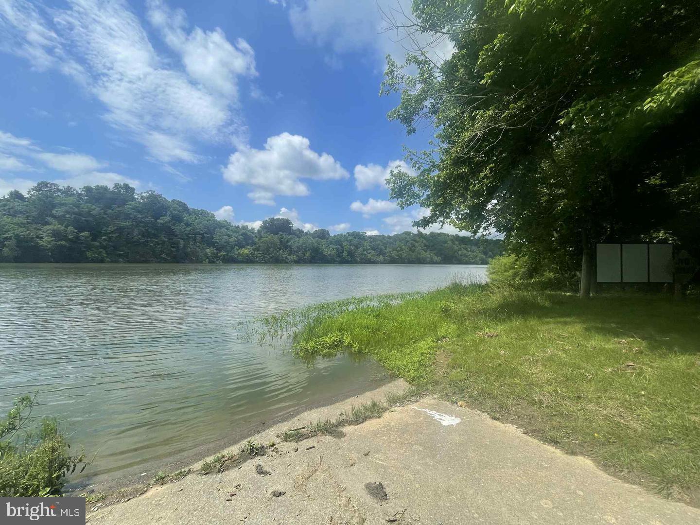 RIVERVIEW ESTATES - Residential