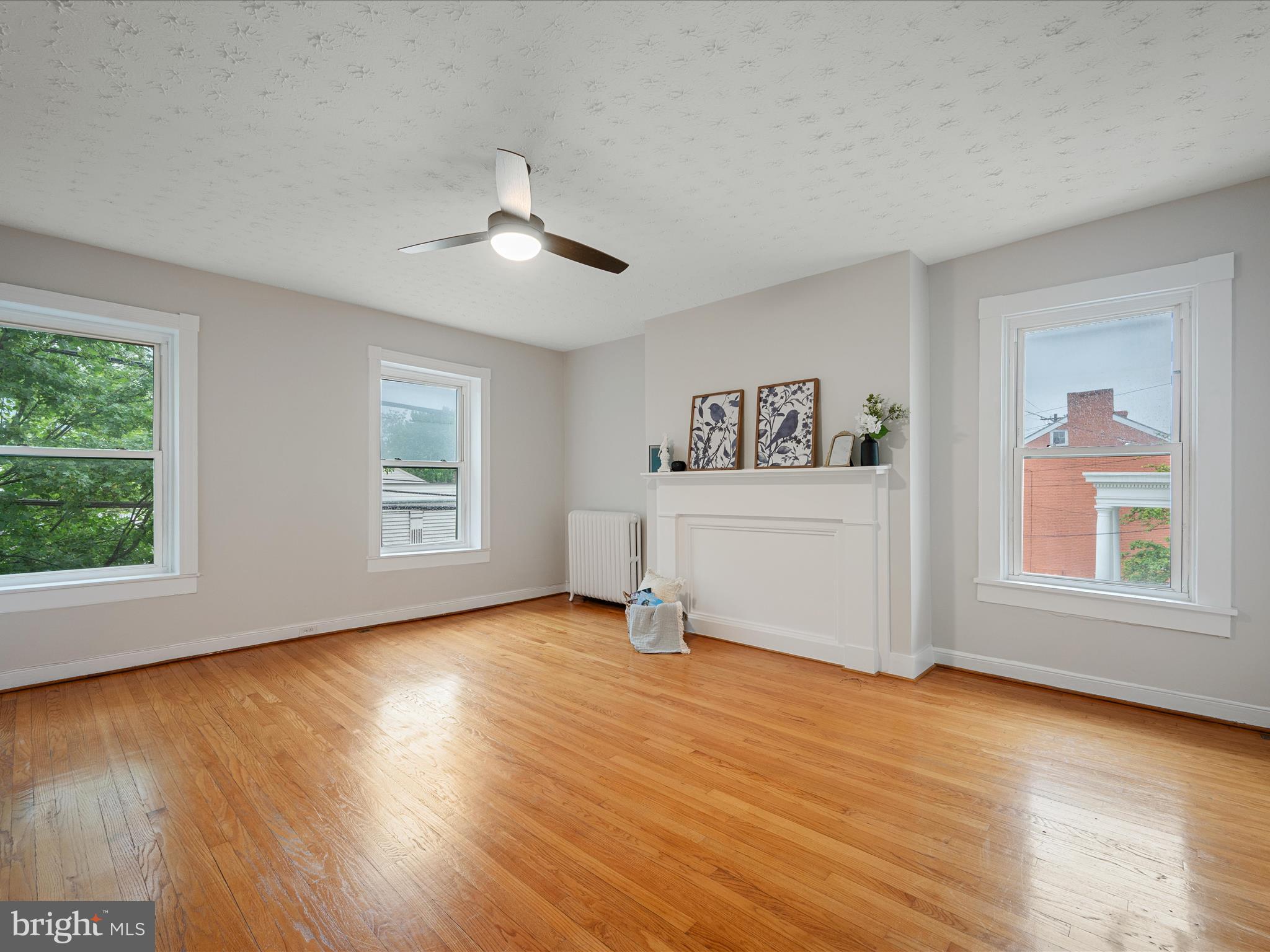 OLD TOWN WINCHESTER - Residential Lease