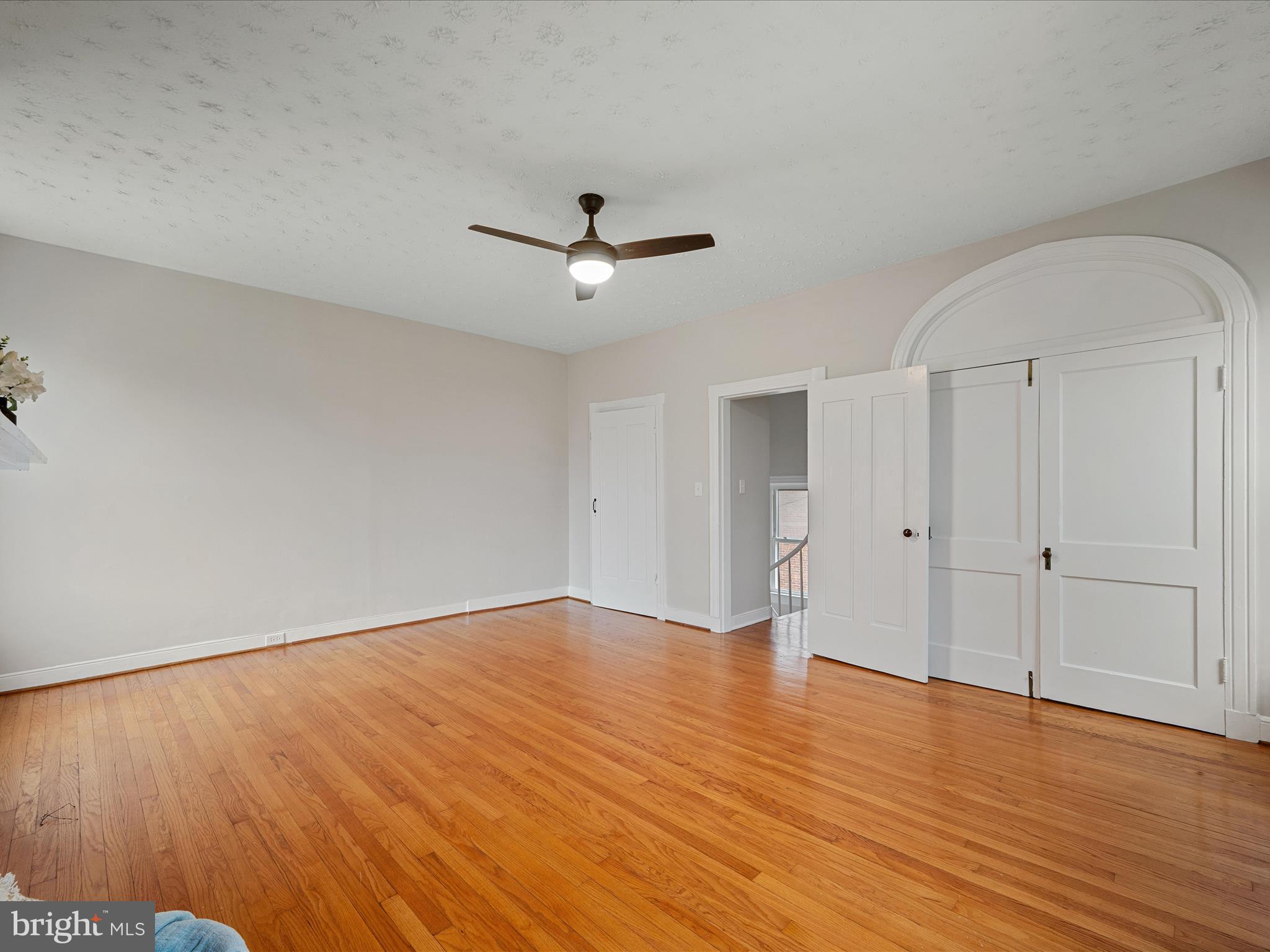 OLD TOWN WINCHESTER - Residential Lease