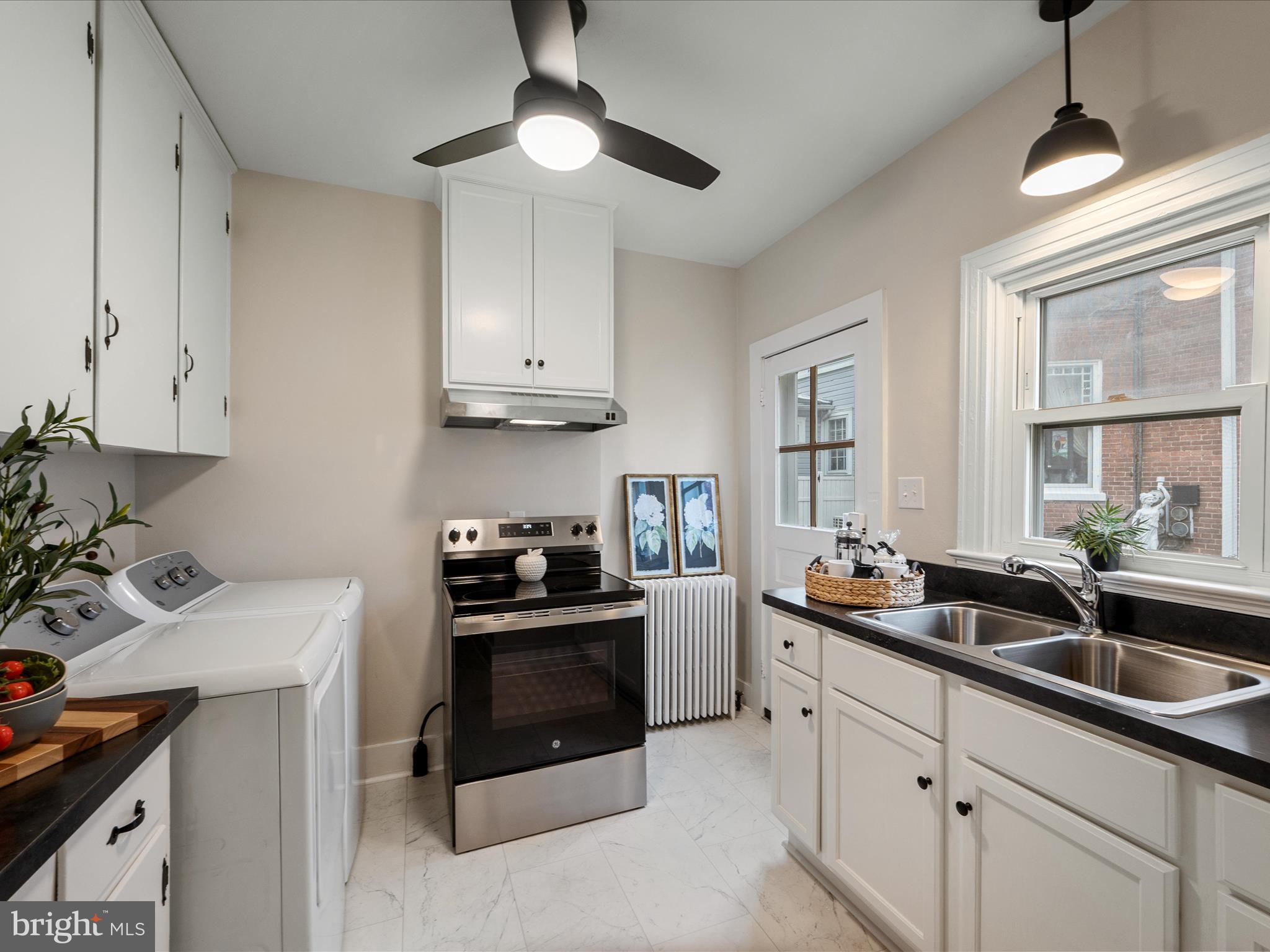 OLD TOWN WINCHESTER - Residential Lease