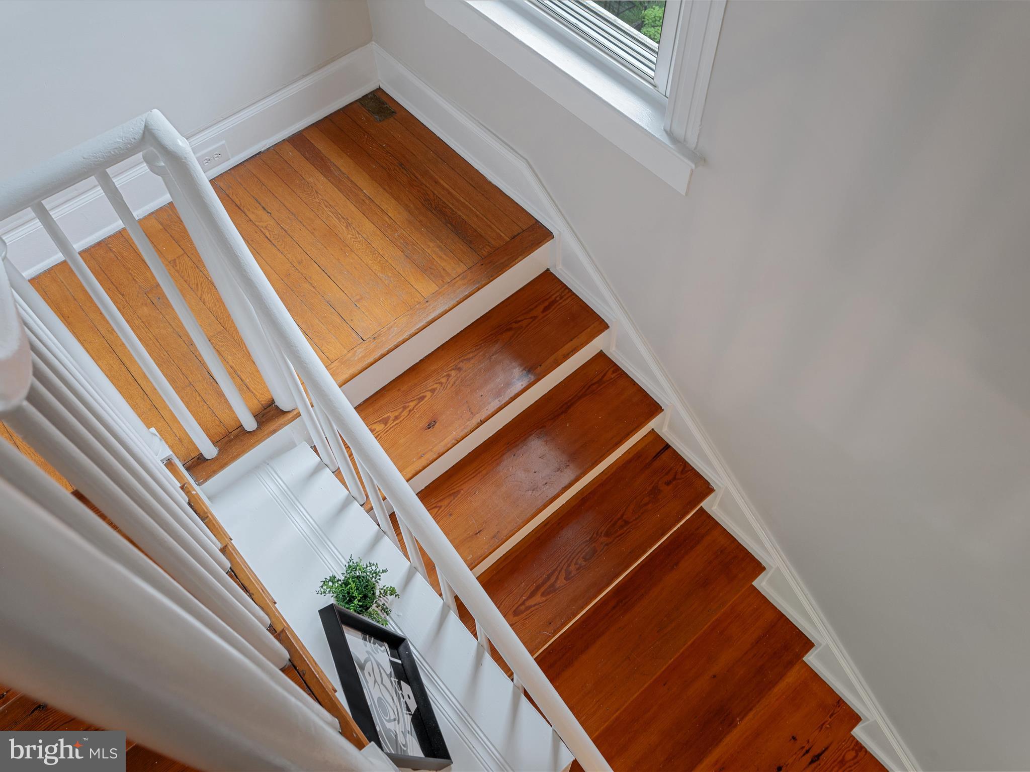 OLD TOWN WINCHESTER - Residential Lease