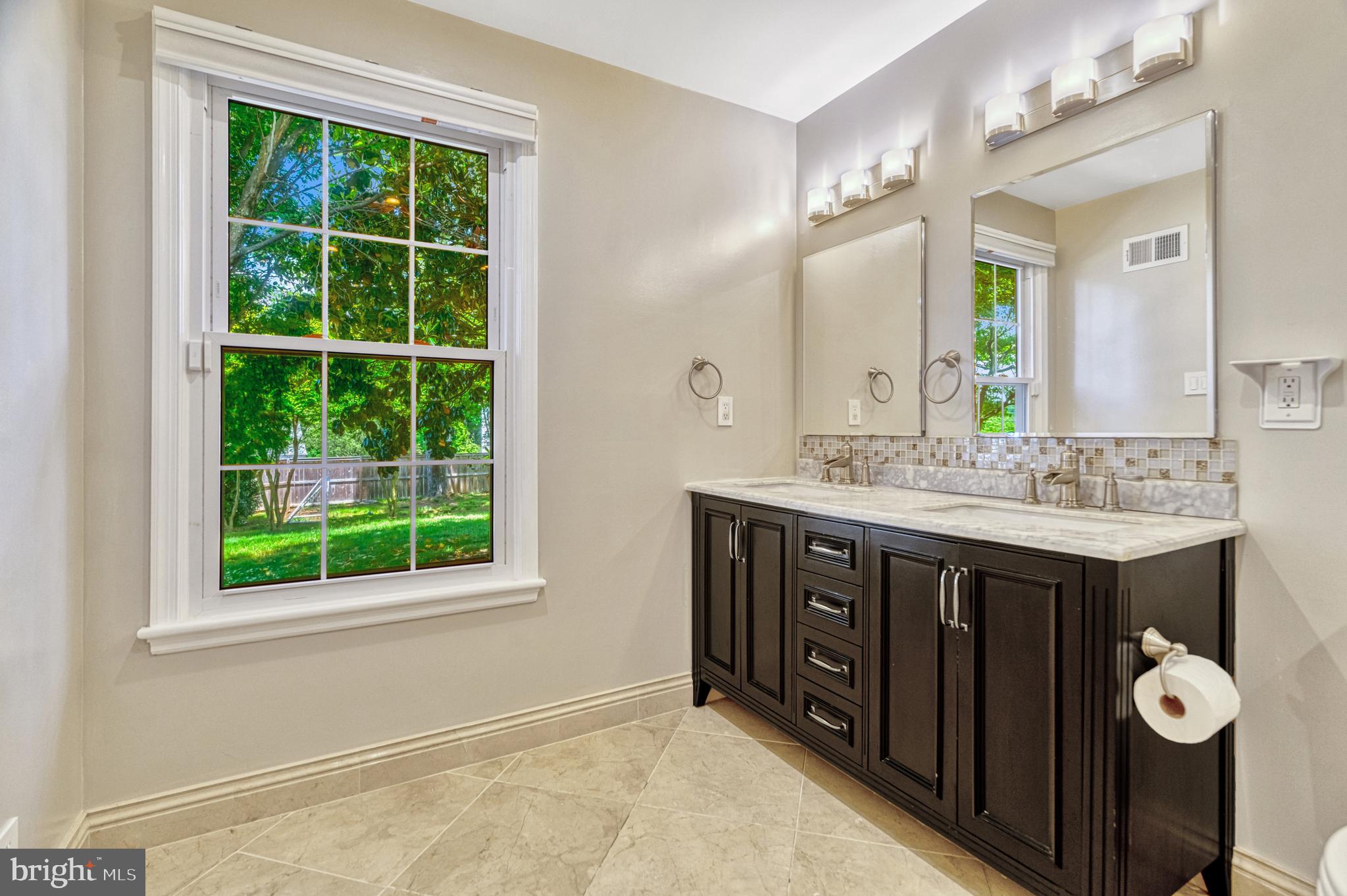 SPRING RIDGE - Residential Lease