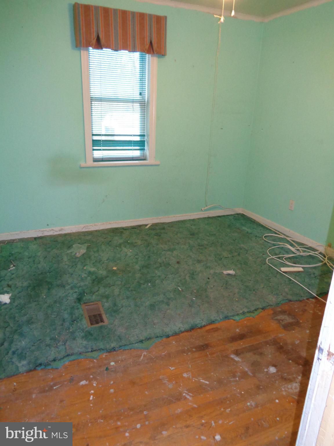 FRIENDLY FARMS - Residential