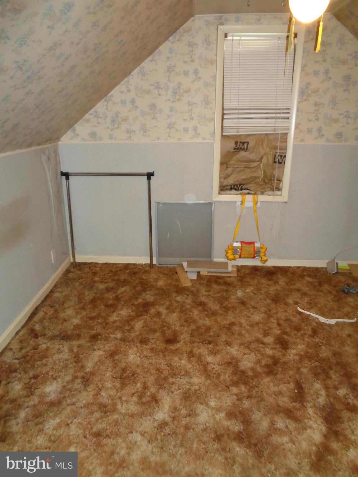 FRIENDLY FARMS - Residential