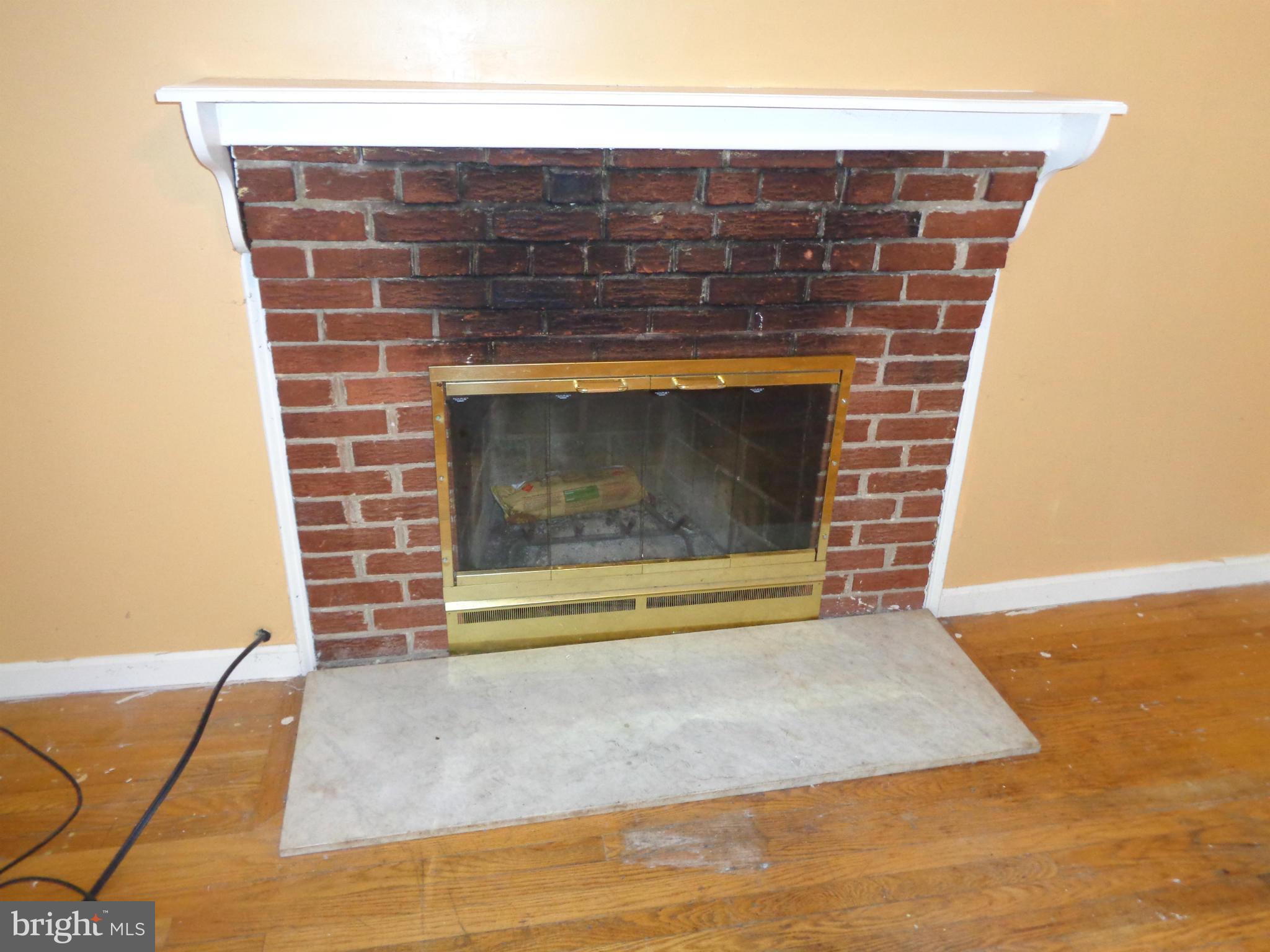 FRIENDLY FARMS - Residential