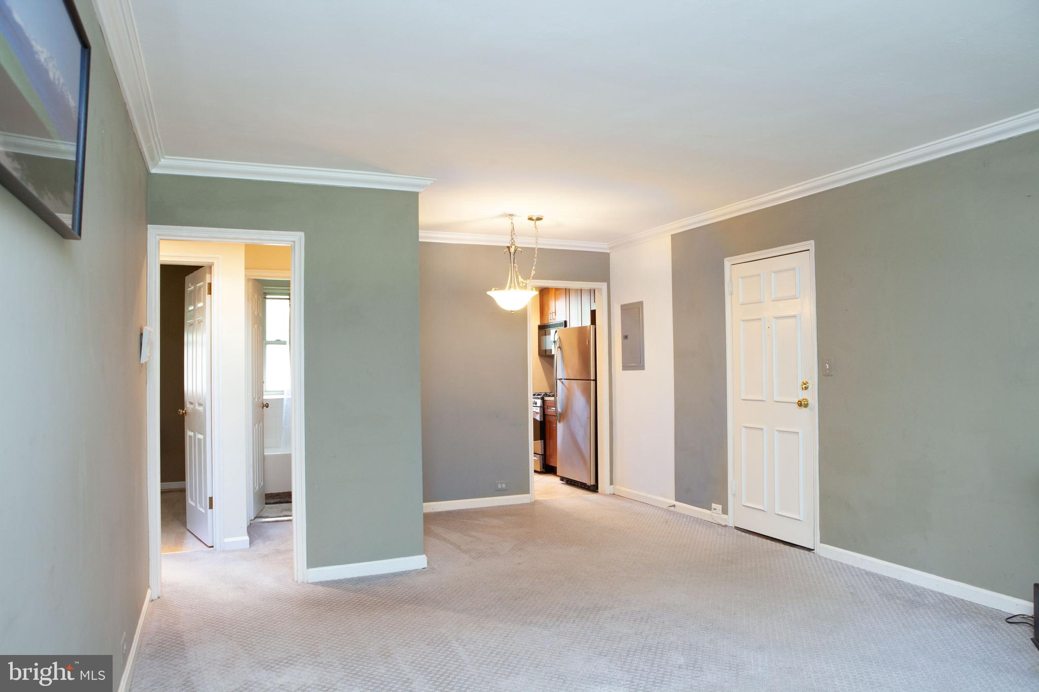BUCKINGHAM COMMONS - Residential Lease