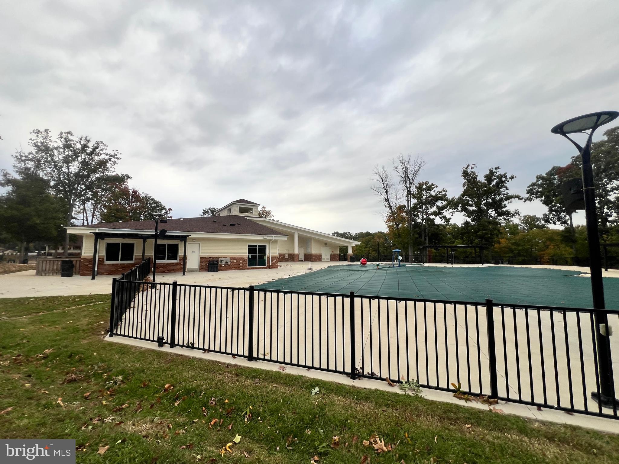 LAKE OF THE WOODS - Residential