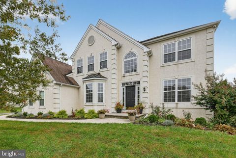 520 MYSTIC LANE WEST GROVE PA 19390