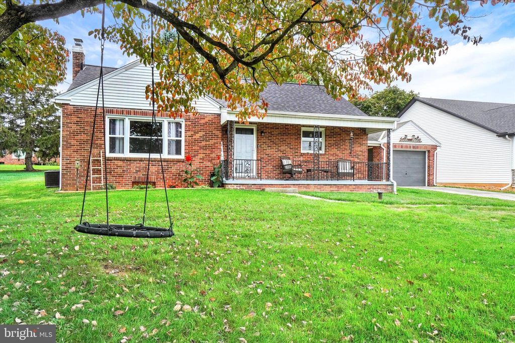 Photo of 738 Wise Avenue, RED LION, PA 17356 (MLS # PAYK2090842)