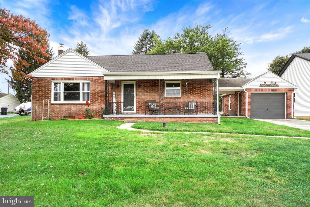 Photo of 738 Wise Avenue, RED LION, PA 17356 (MLS # PAYK2090842)