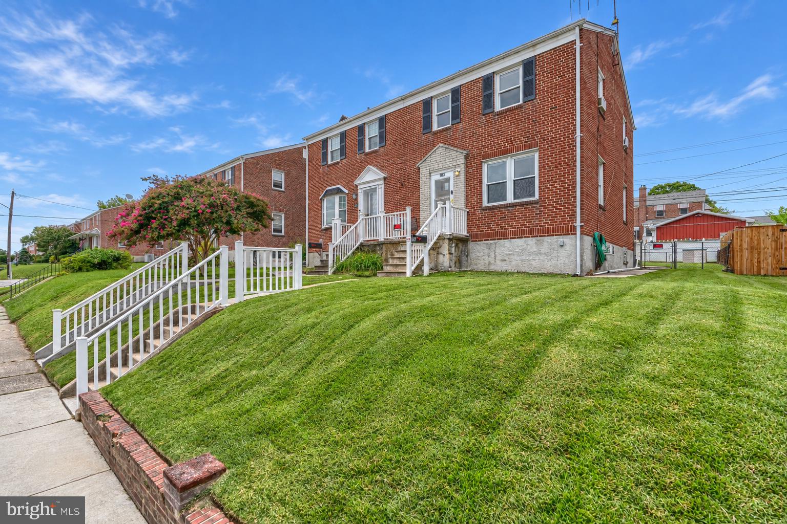 106 LYNDALE AVENUE