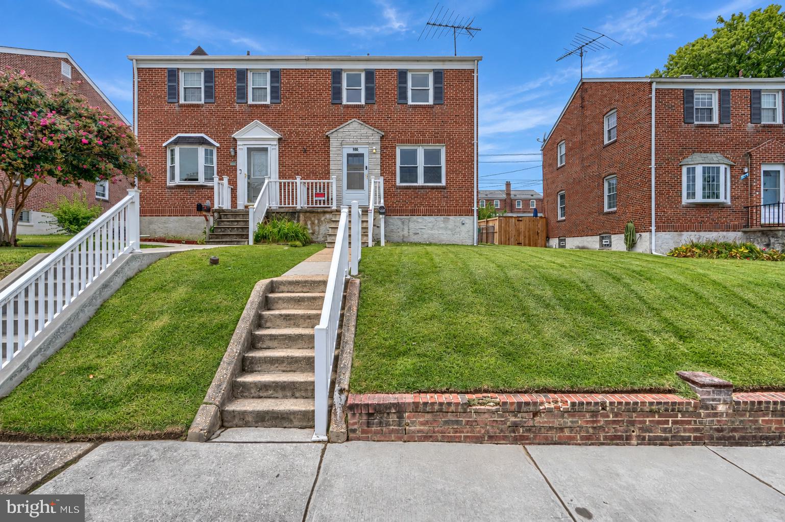 106 LYNDALE AVENUE