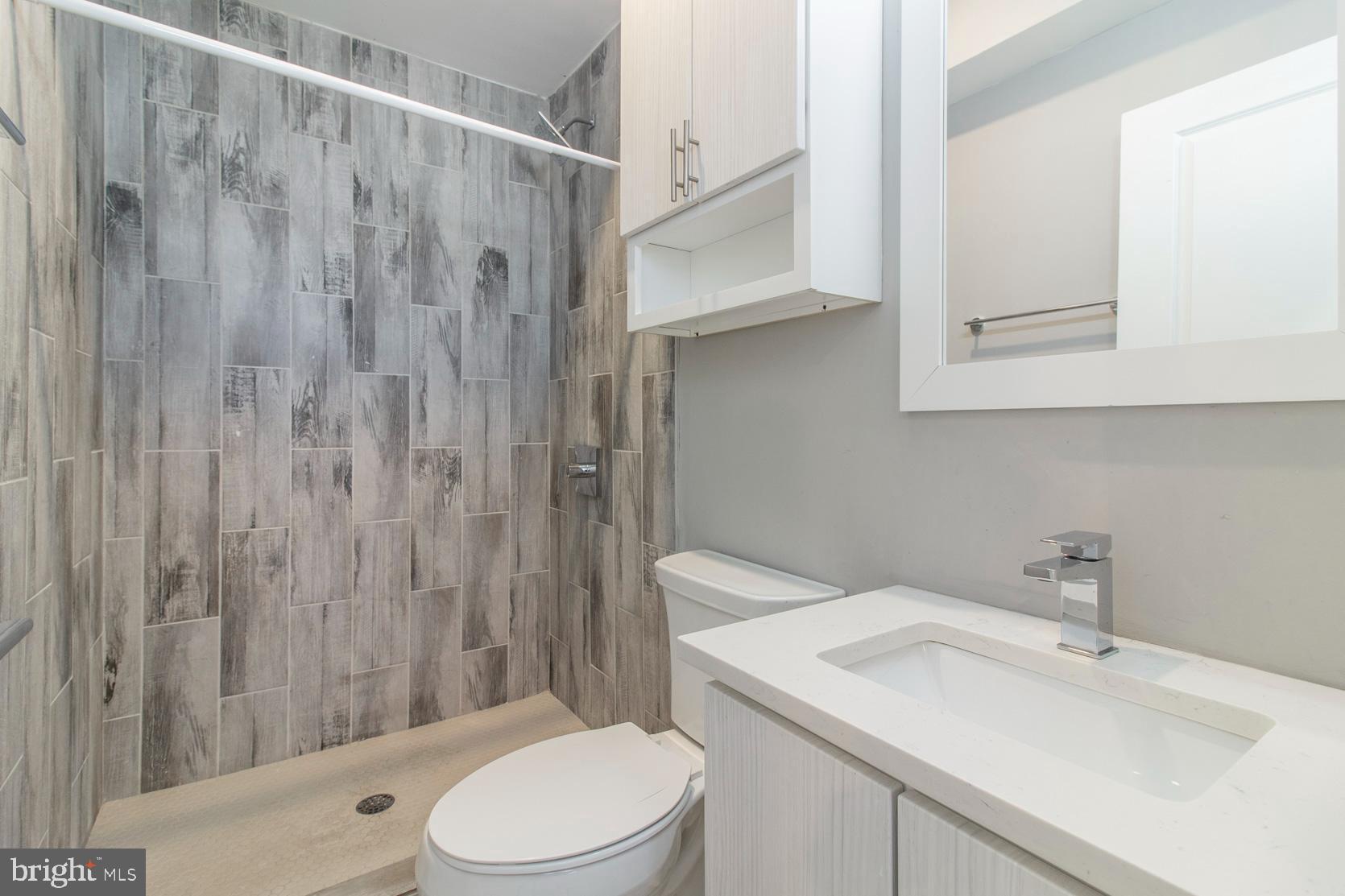 FRANCISVILLE - Residential Income