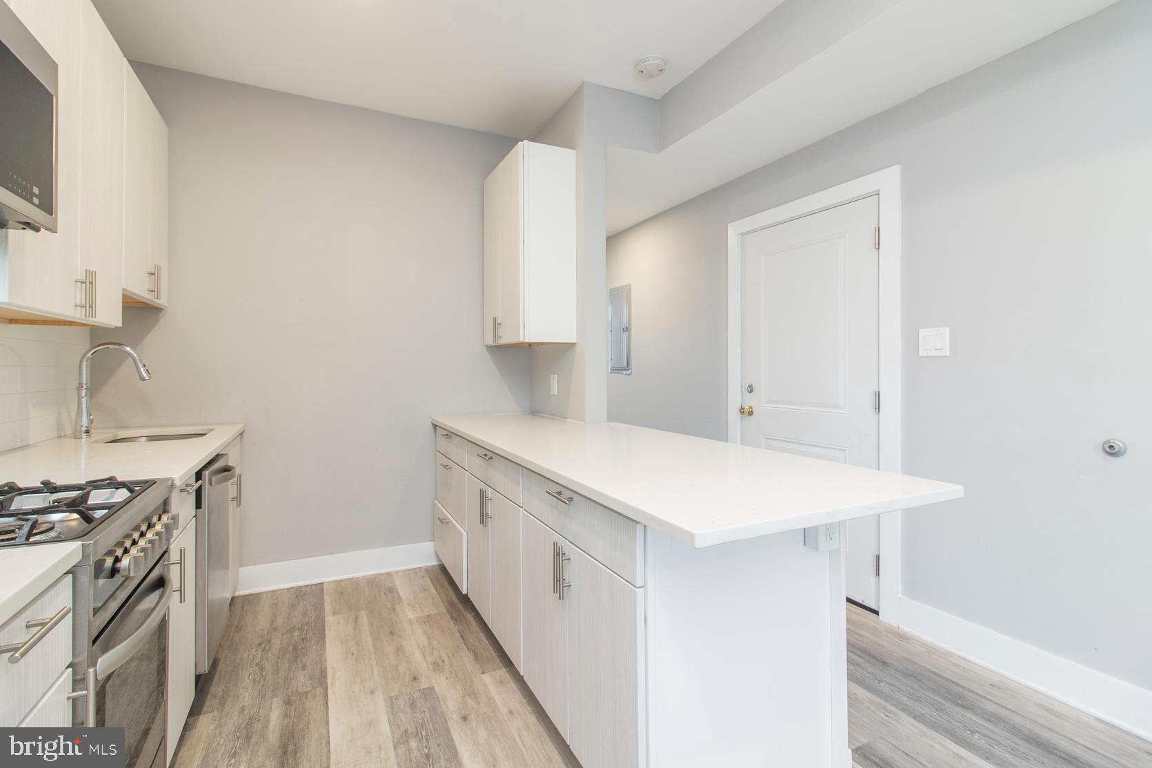 FRANCISVILLE - Residential Income