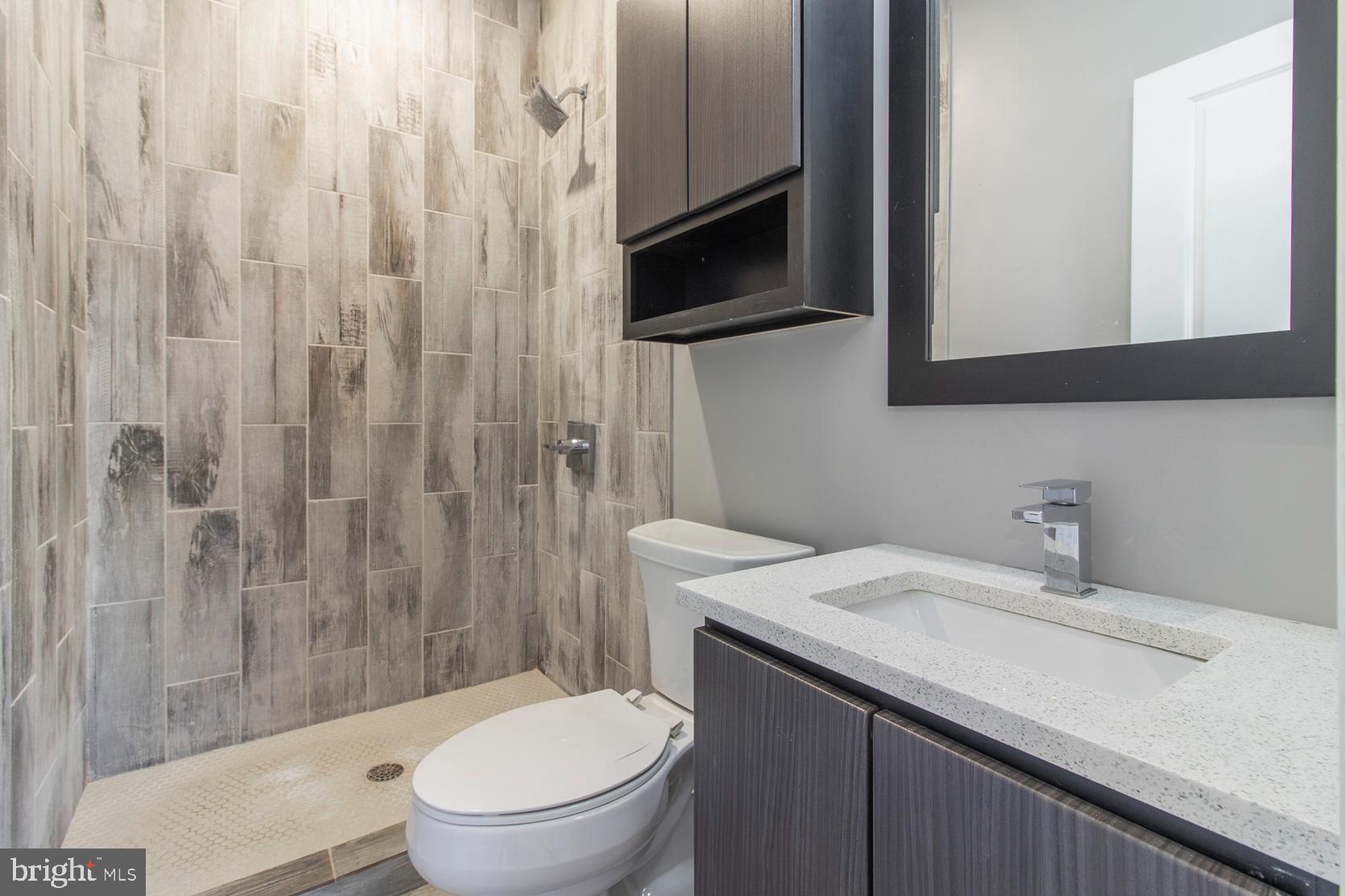 FRANCISVILLE - Residential Income