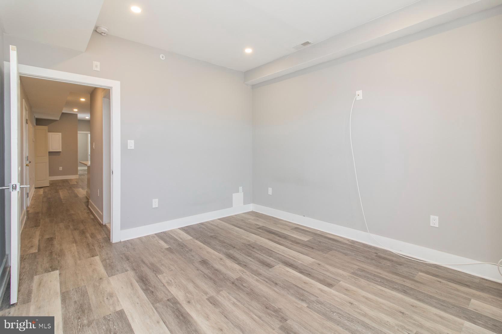 FRANCISVILLE - Residential Income