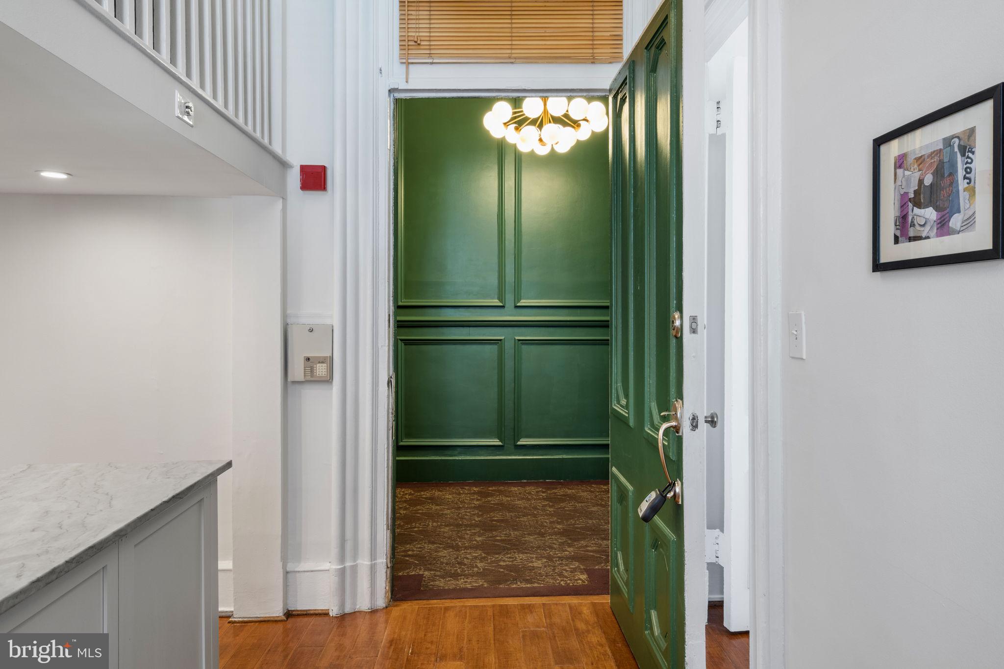 WASHINGTON SQ WEST - Residential