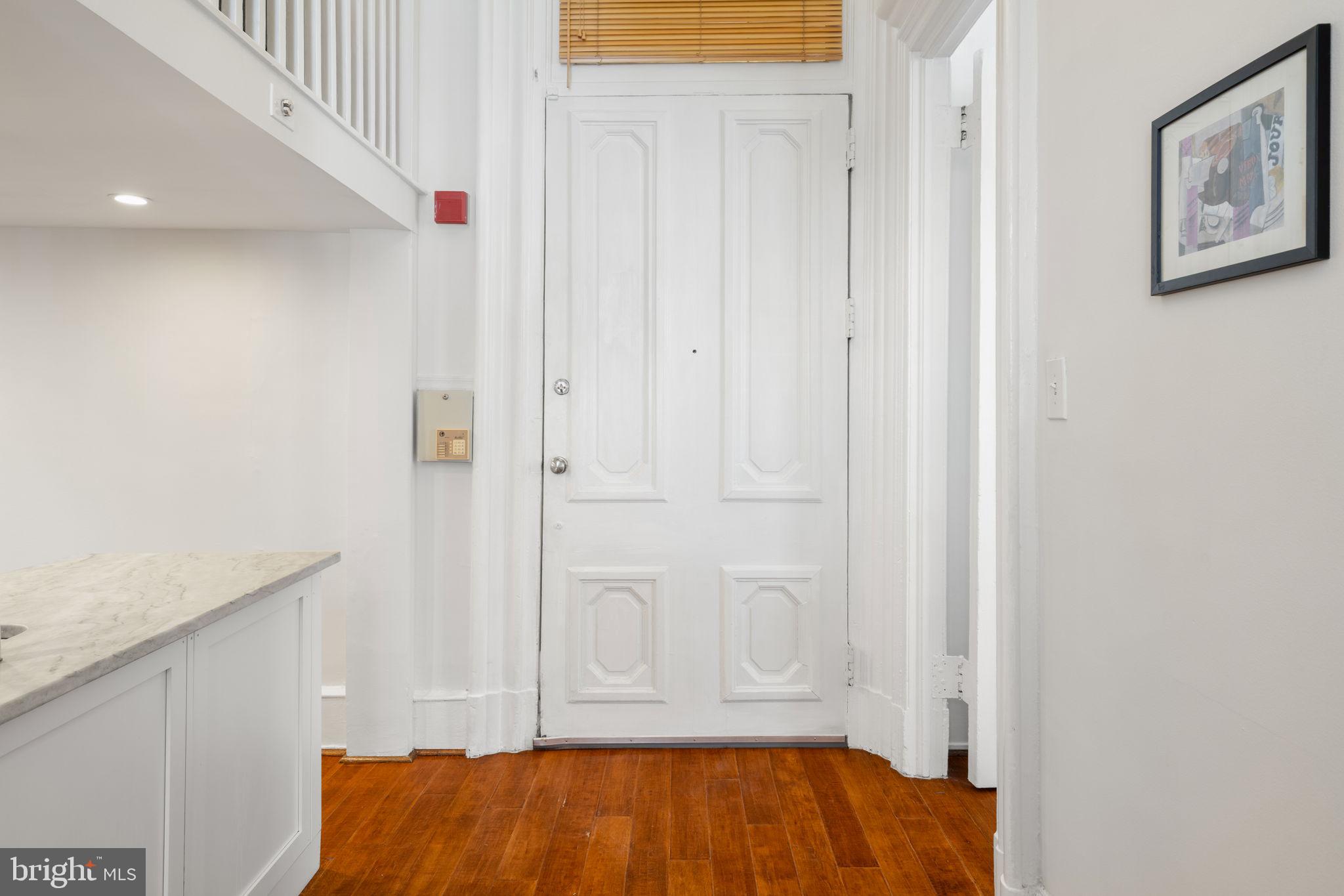 WASHINGTON SQ WEST - Residential