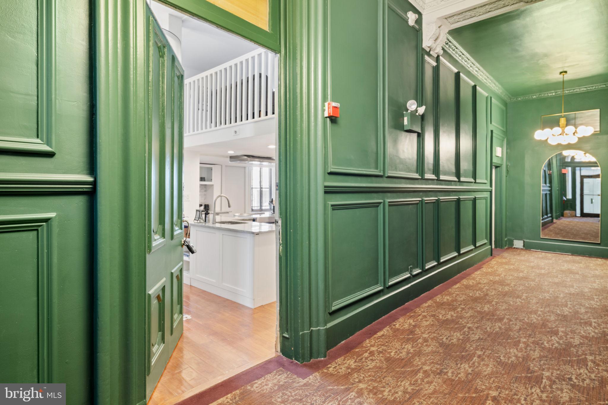 WASHINGTON SQ WEST - Residential