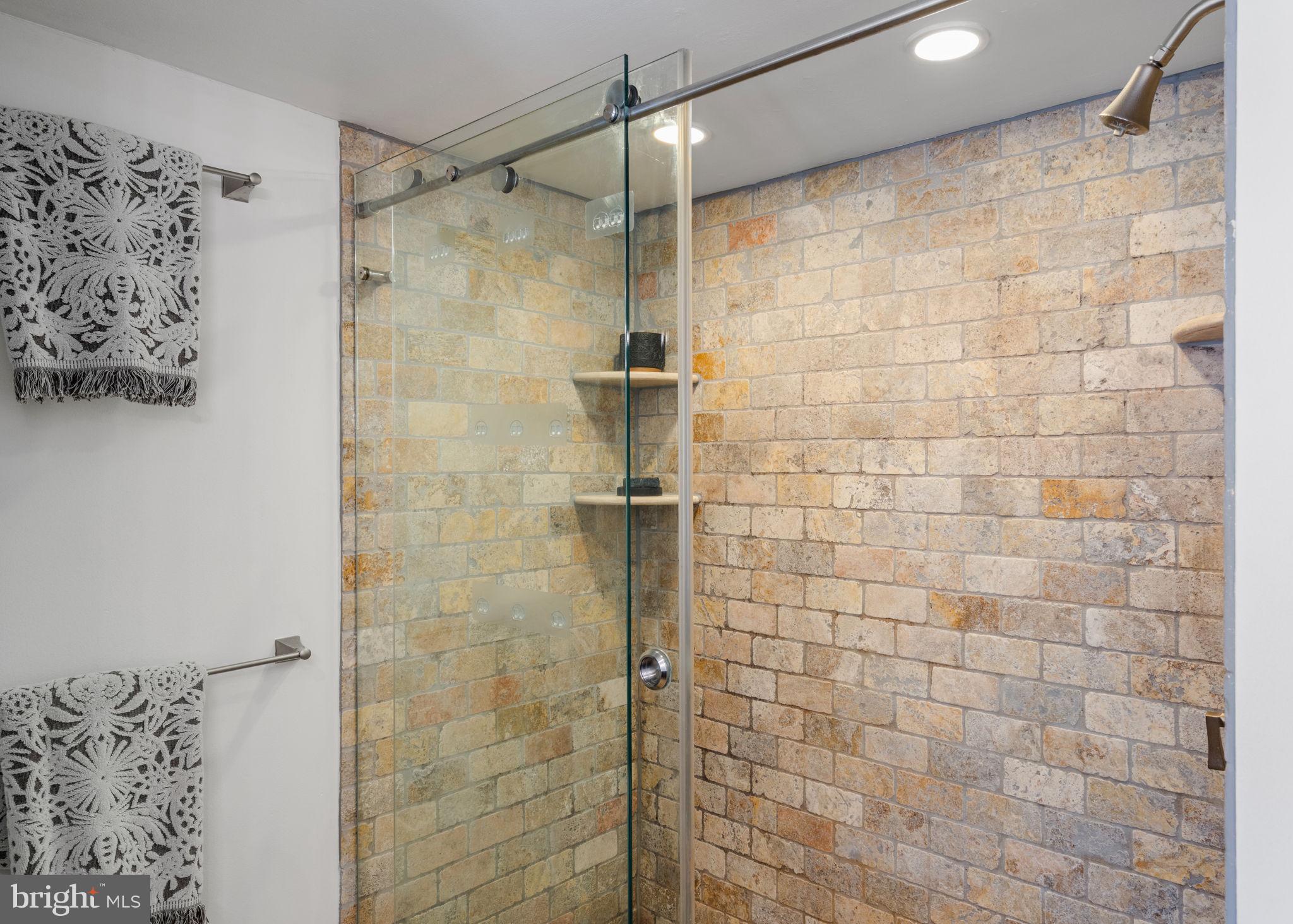 WASHINGTON SQ WEST - Residential