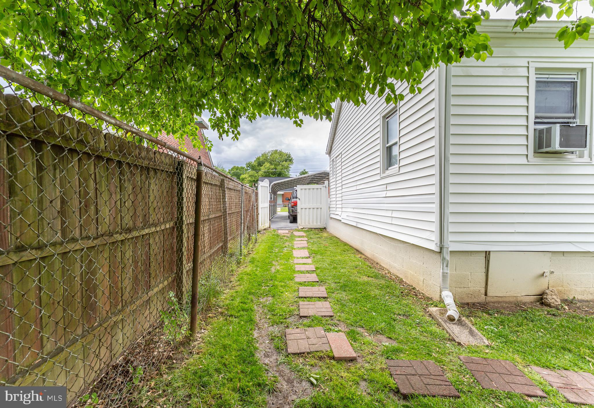 OLE LONGFIELD - Residential