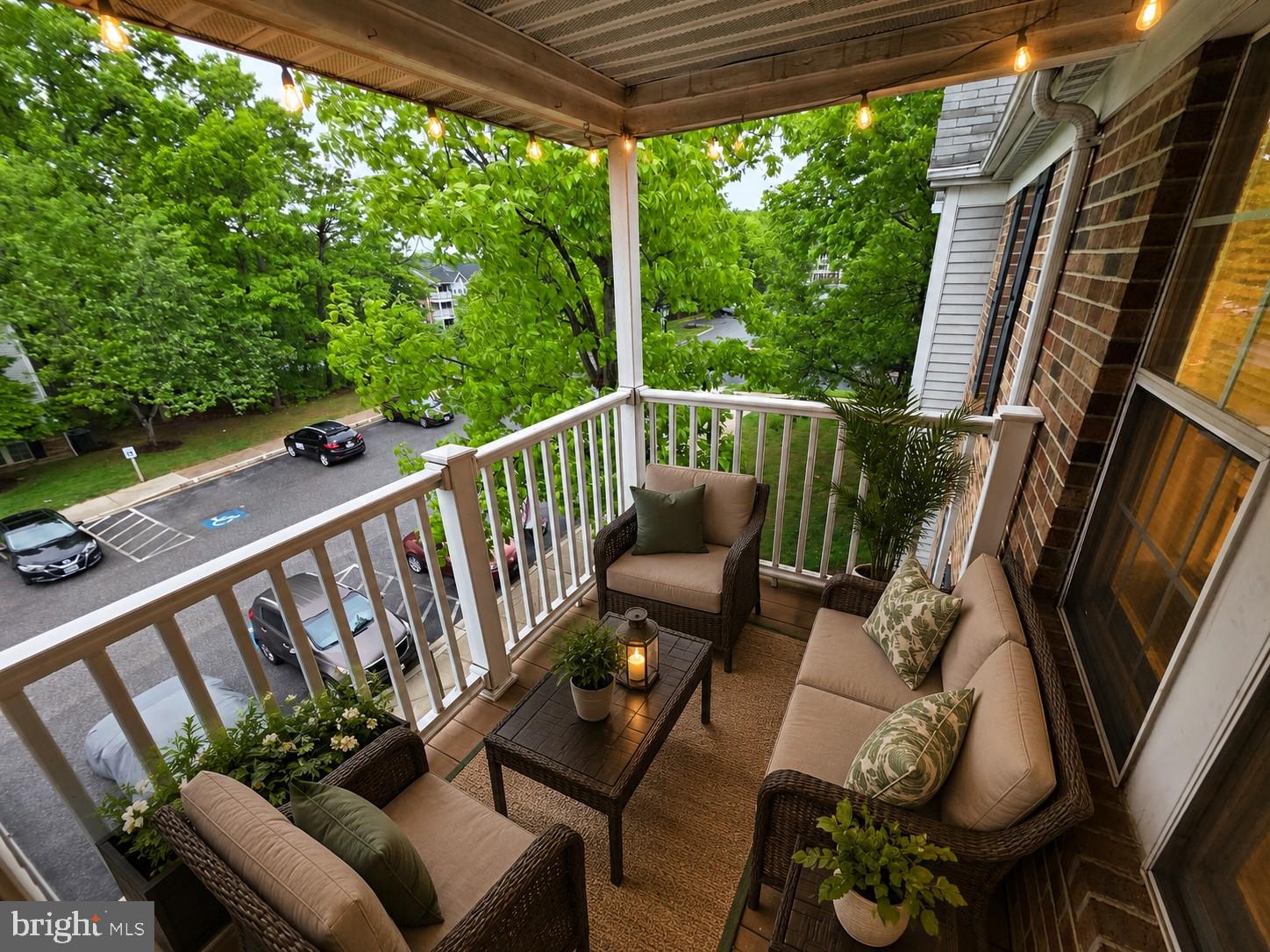 WOODRIDGE MANOR - Residential