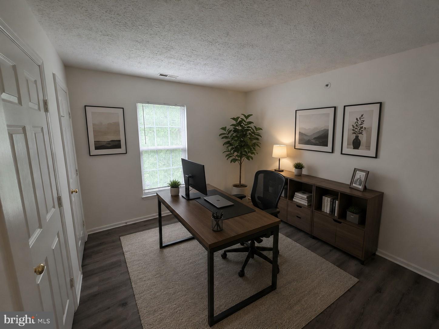 WOODRIDGE MANOR - Residential
