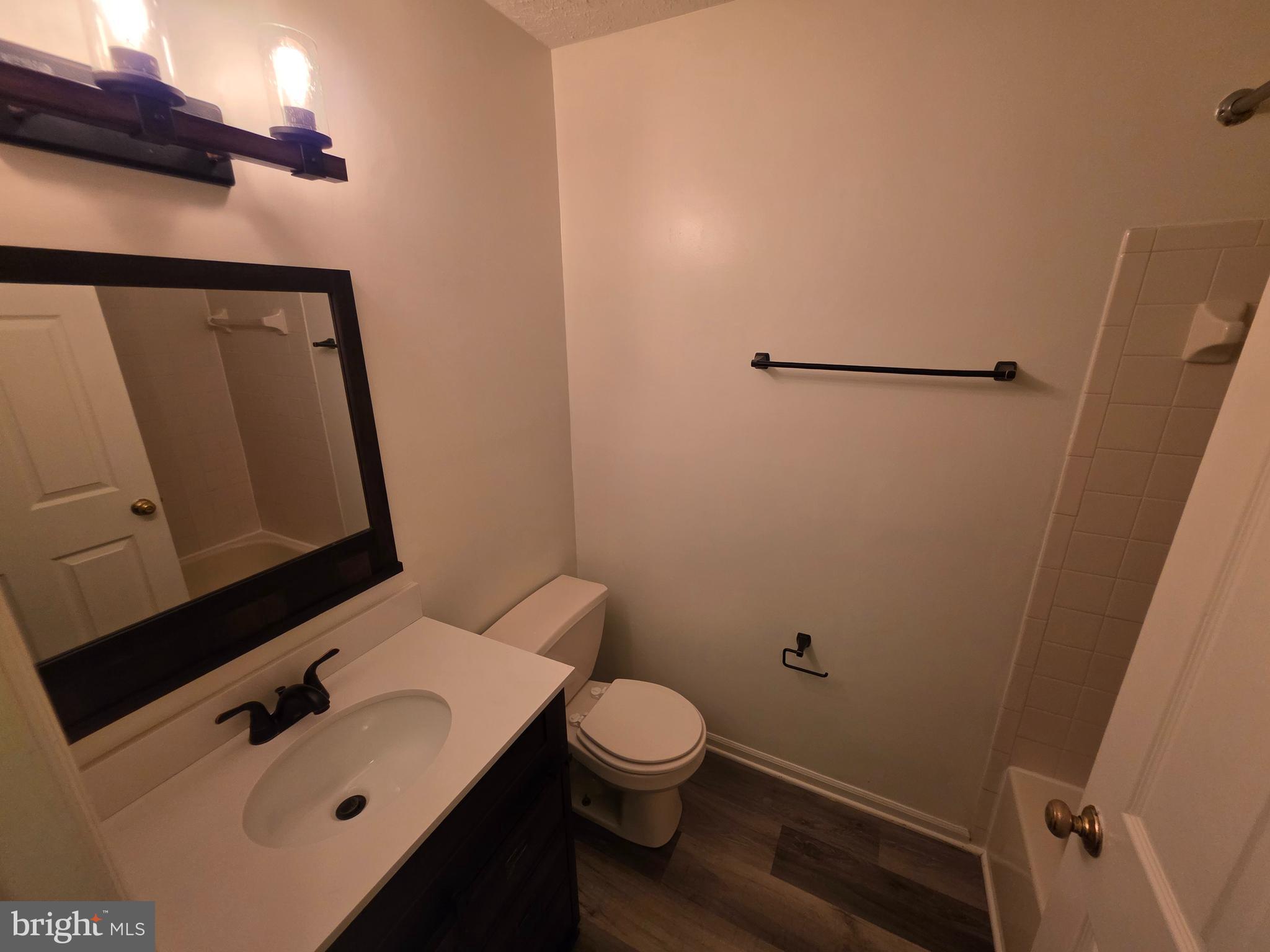 WOODRIDGE MANOR - Residential