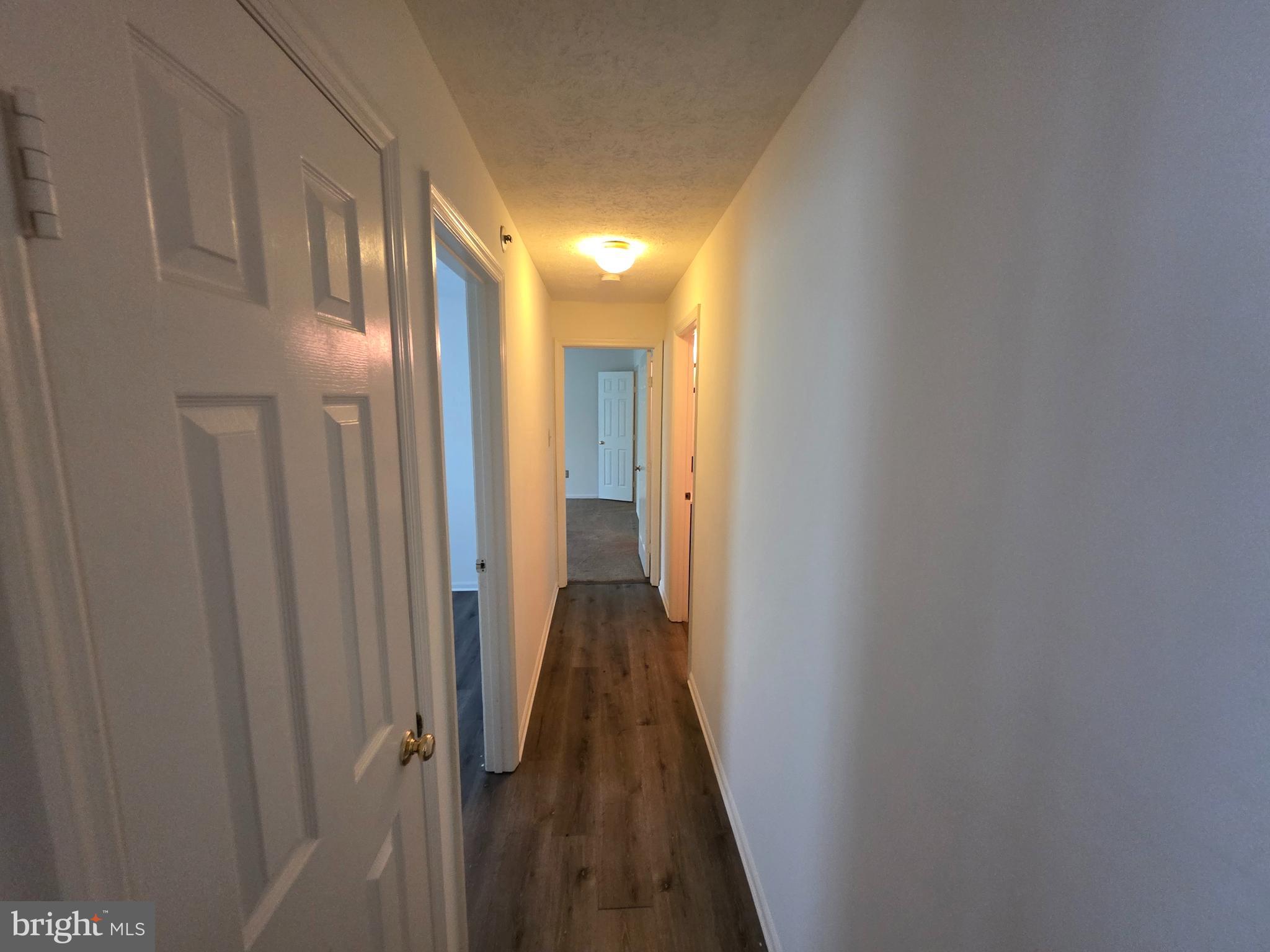 WOODRIDGE MANOR - Residential