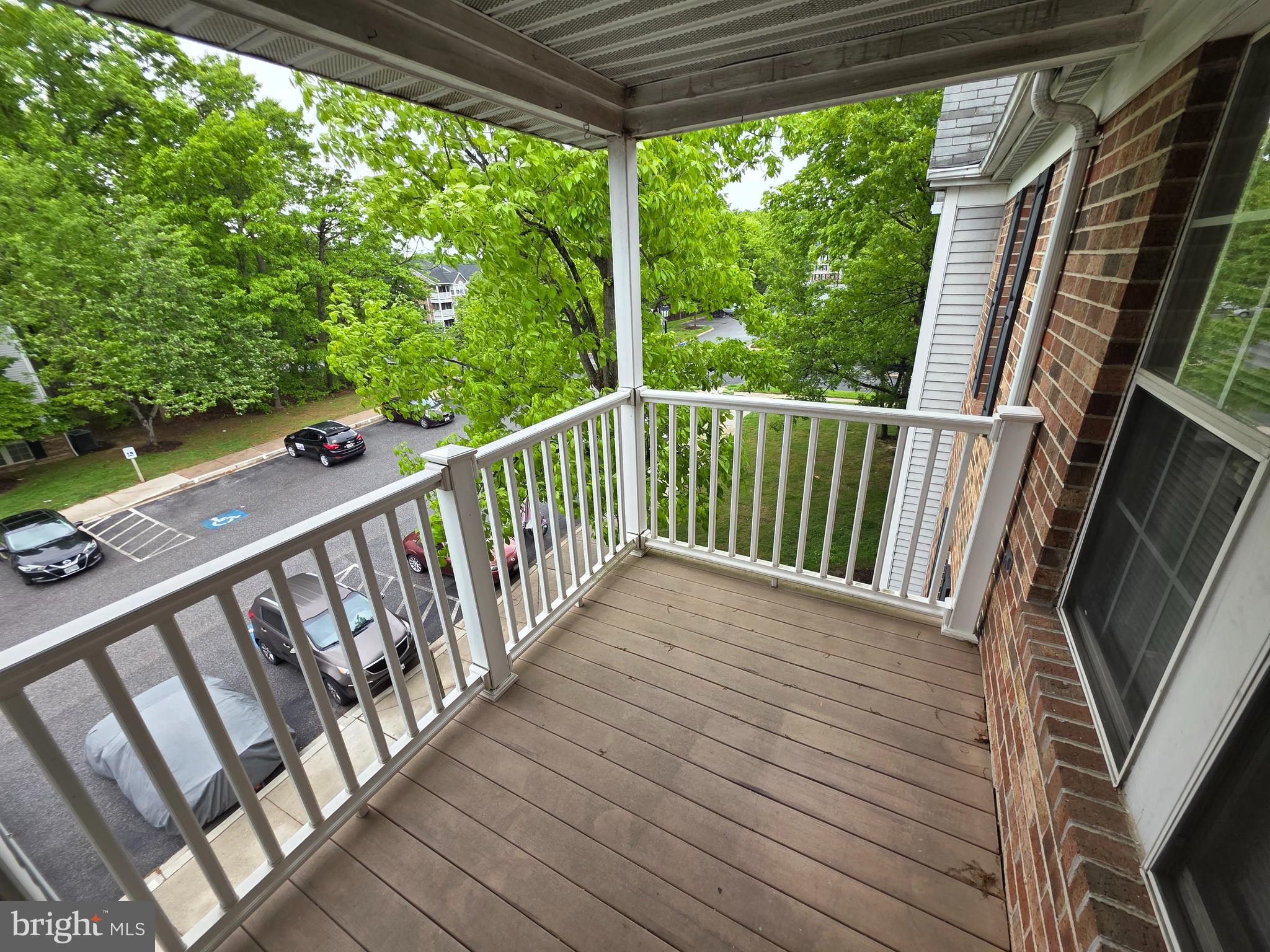 WOODRIDGE MANOR - Residential