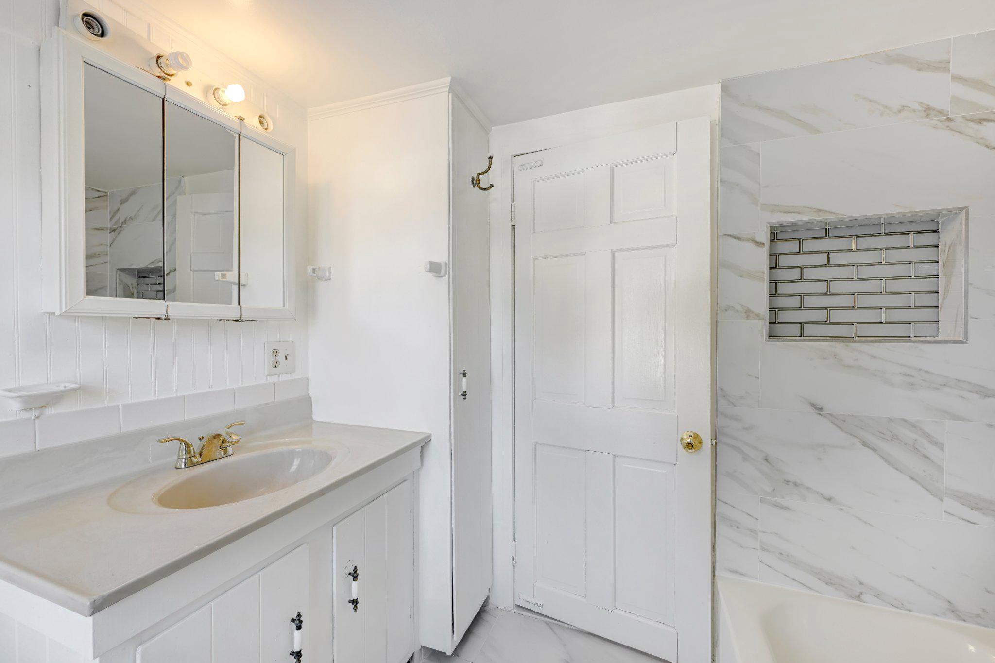 GWYNN OAK - Residential