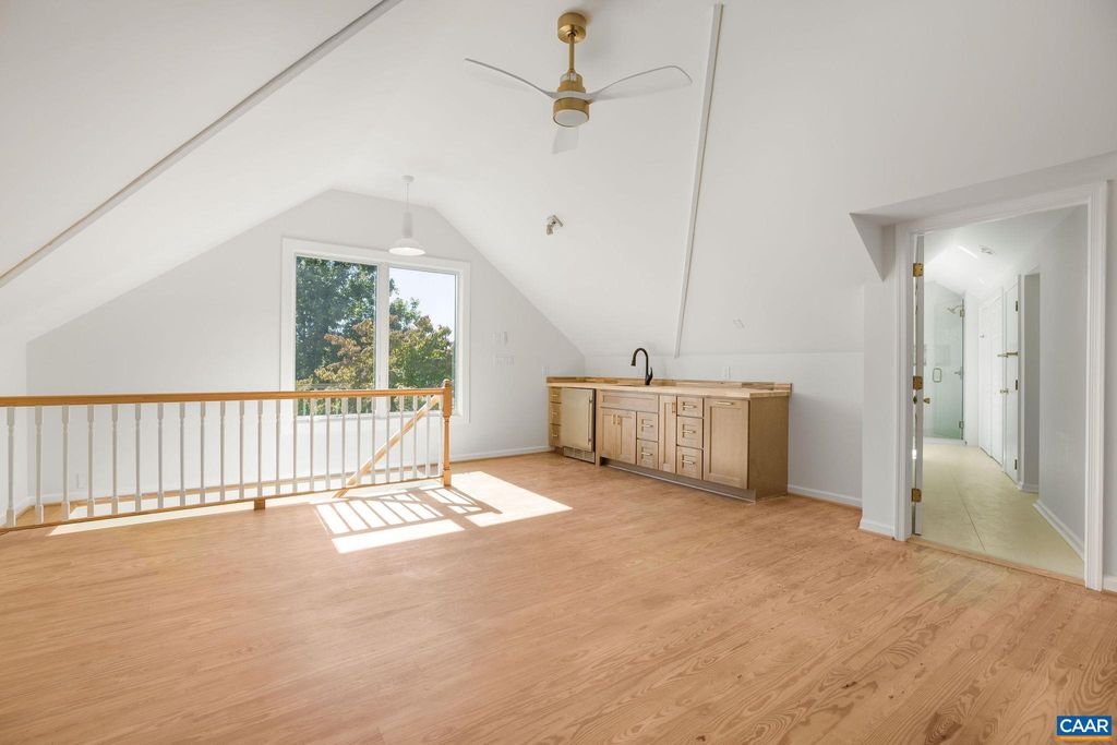 listing image 53