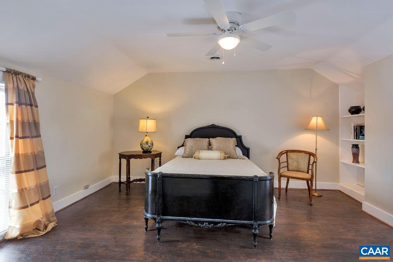 BELMONT - Residential