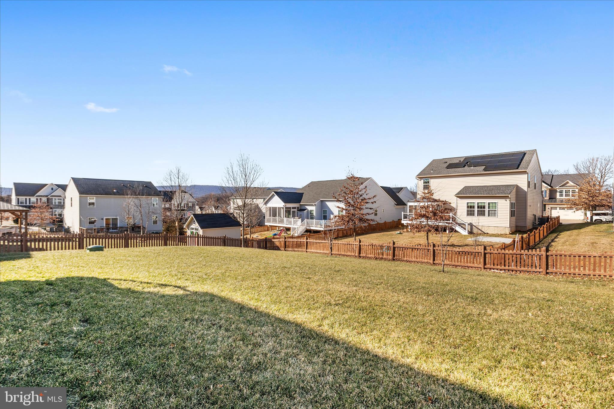 LOVETTSVILLE TOWN CENTER - Residential